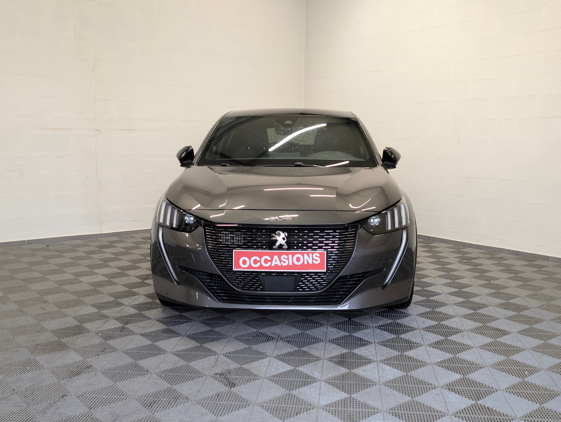 PEUGEOT 208 GT PURETECH 100 S&S BVM6