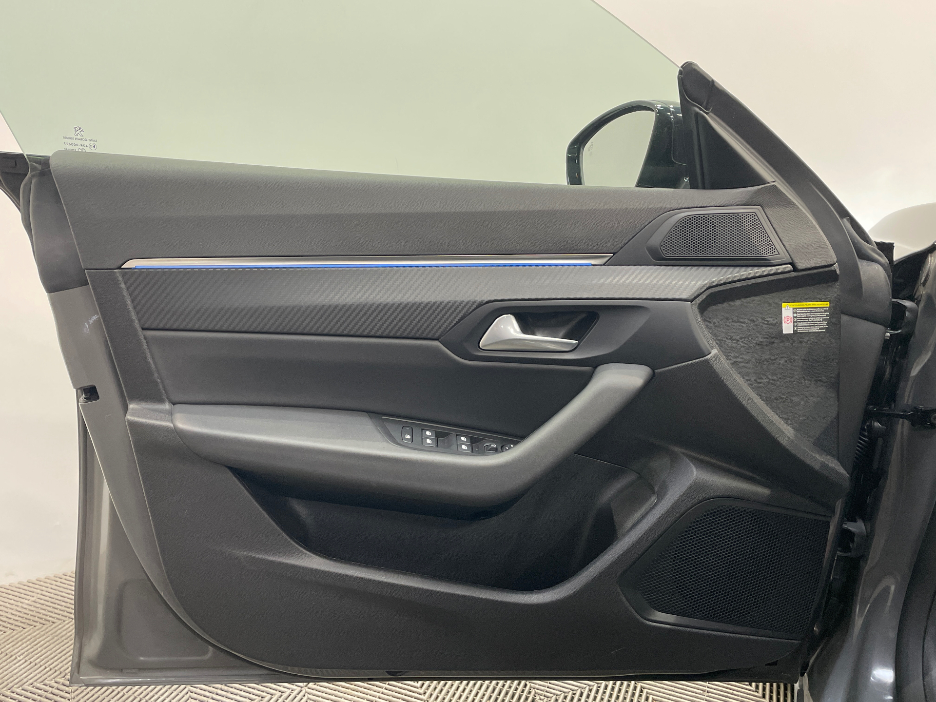 PEUGEOT 508 Hybrid 225 e-EAT8 Allure