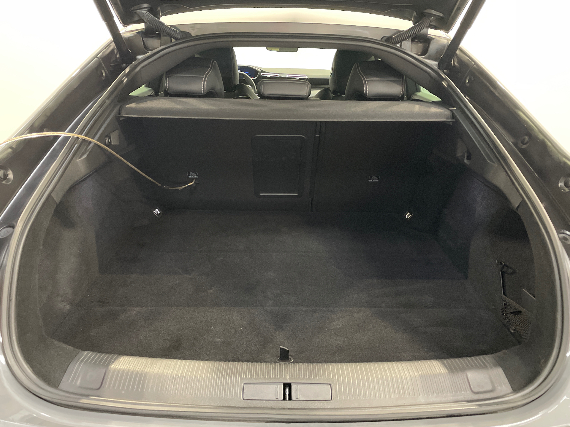 PEUGEOT 508 Hybrid 225 e-EAT8 Allure