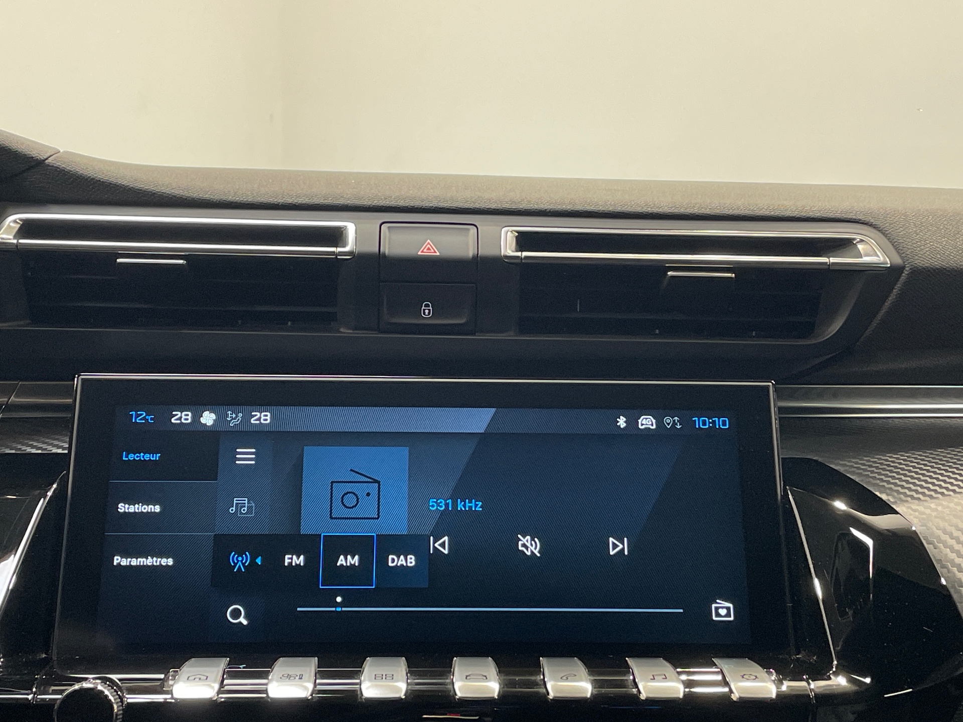 PEUGEOT 508 Hybrid 225 e-EAT8 Allure