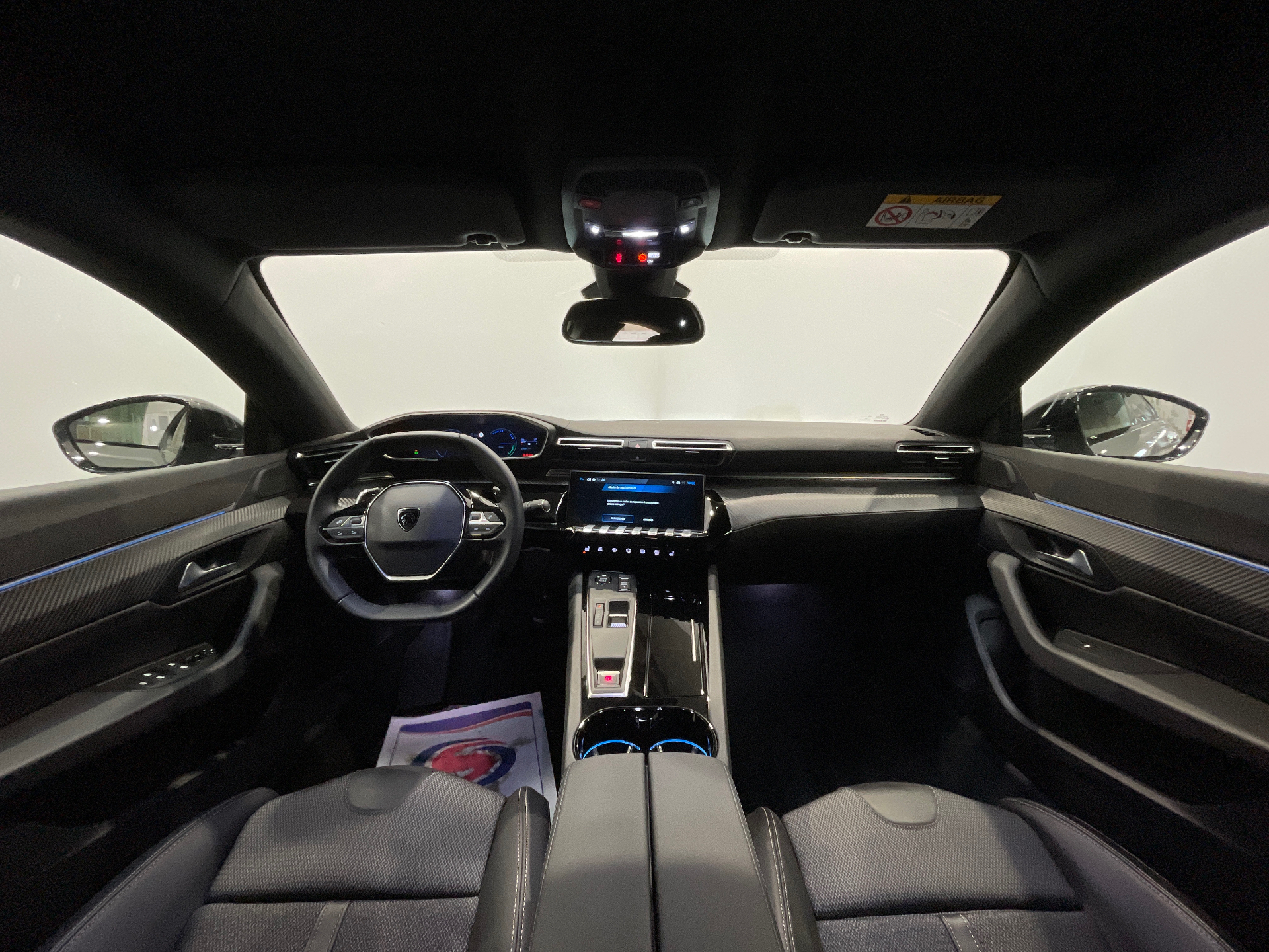 PEUGEOT 508 Hybrid 225 e-EAT8 Allure