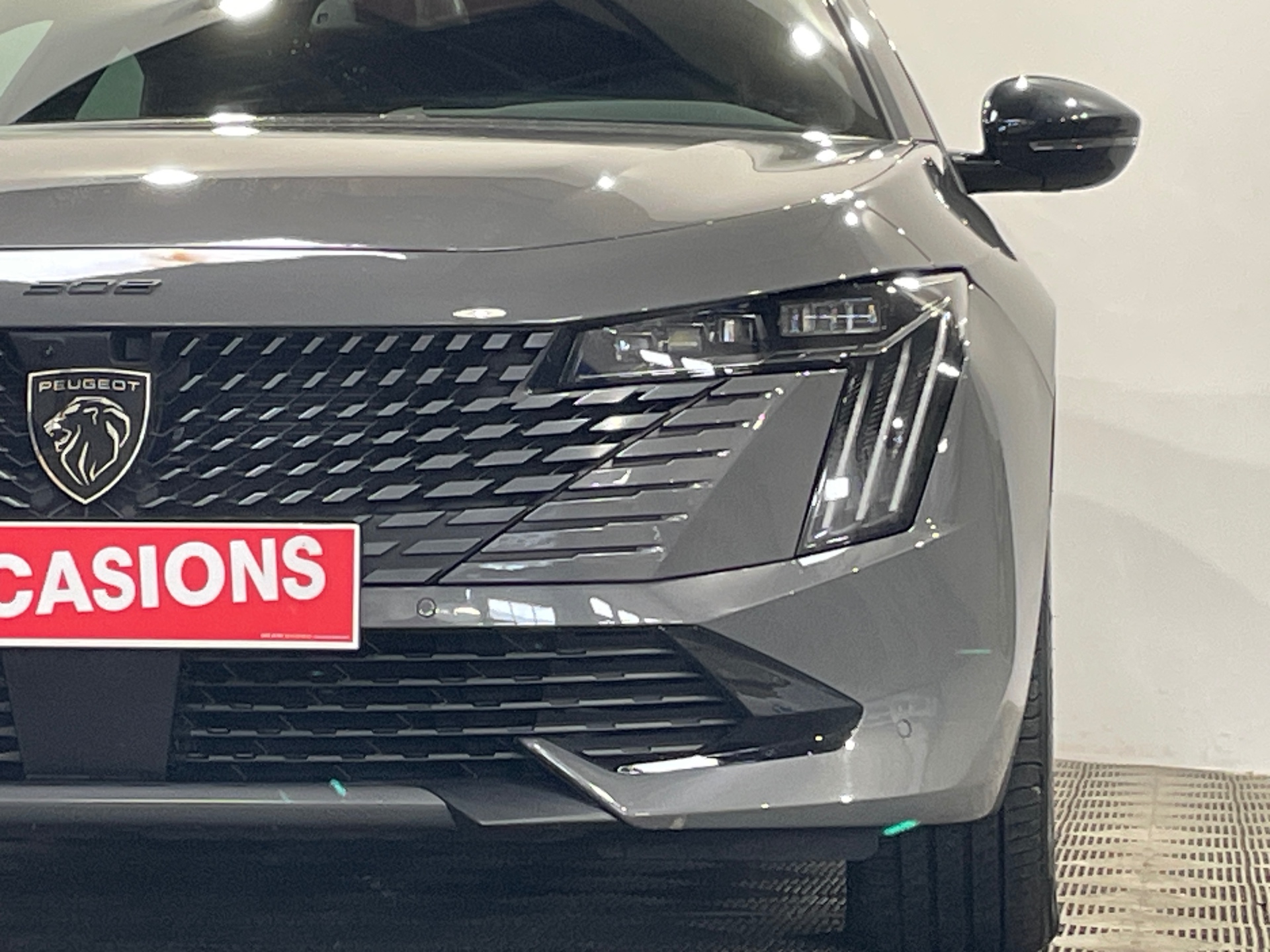 PEUGEOT 508 Hybrid 225 e-EAT8 Allure