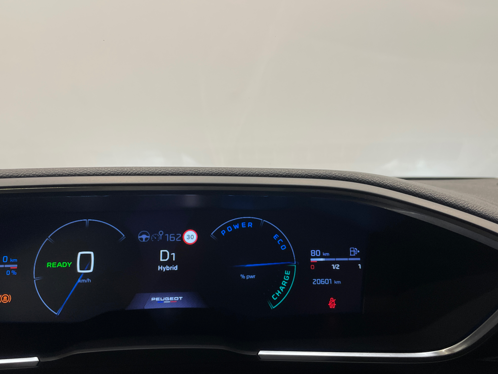 PEUGEOT 508 Hybrid 225 e-EAT8 Allure