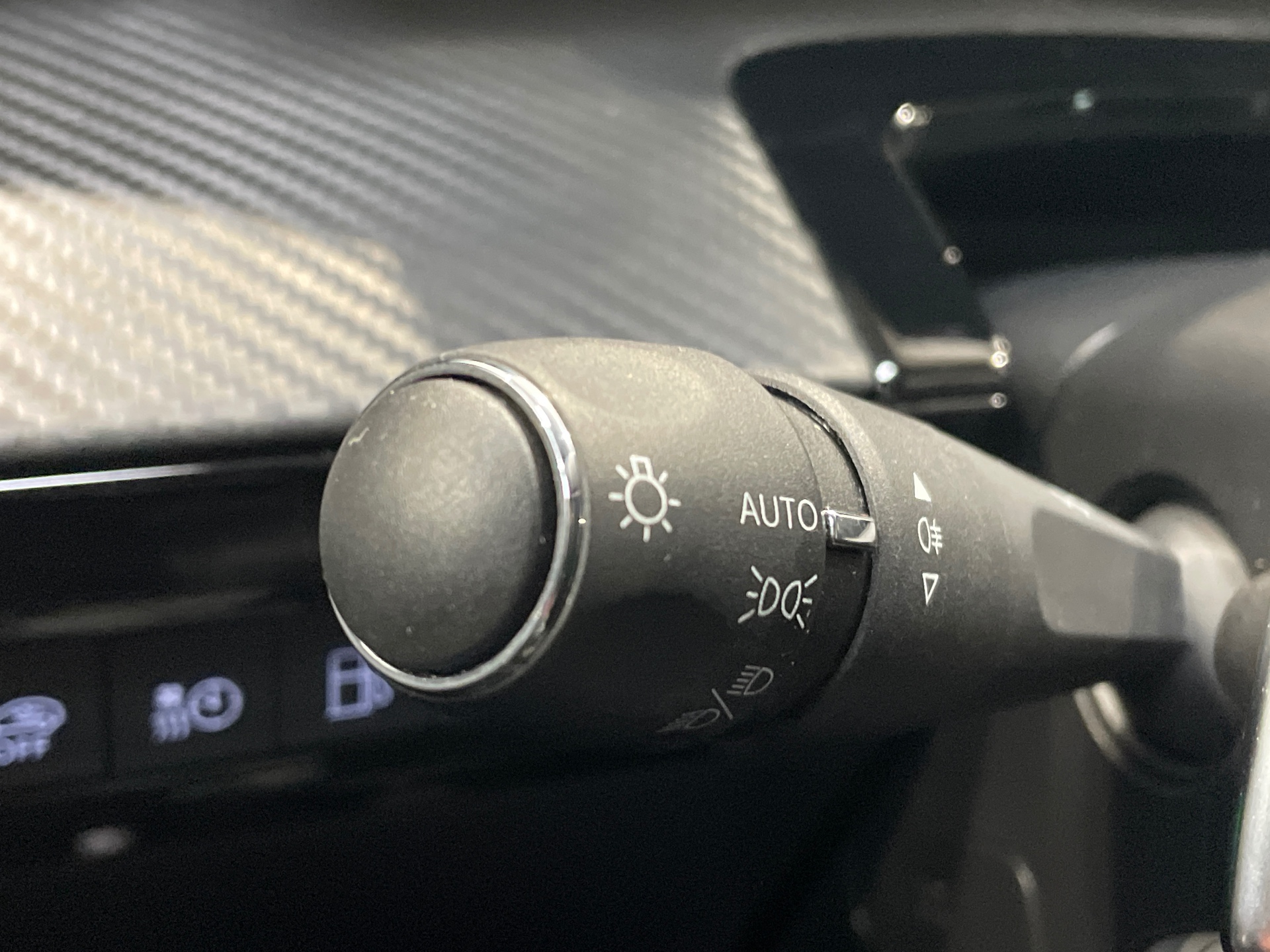 PEUGEOT 508 Hybrid 225 e-EAT8 Allure