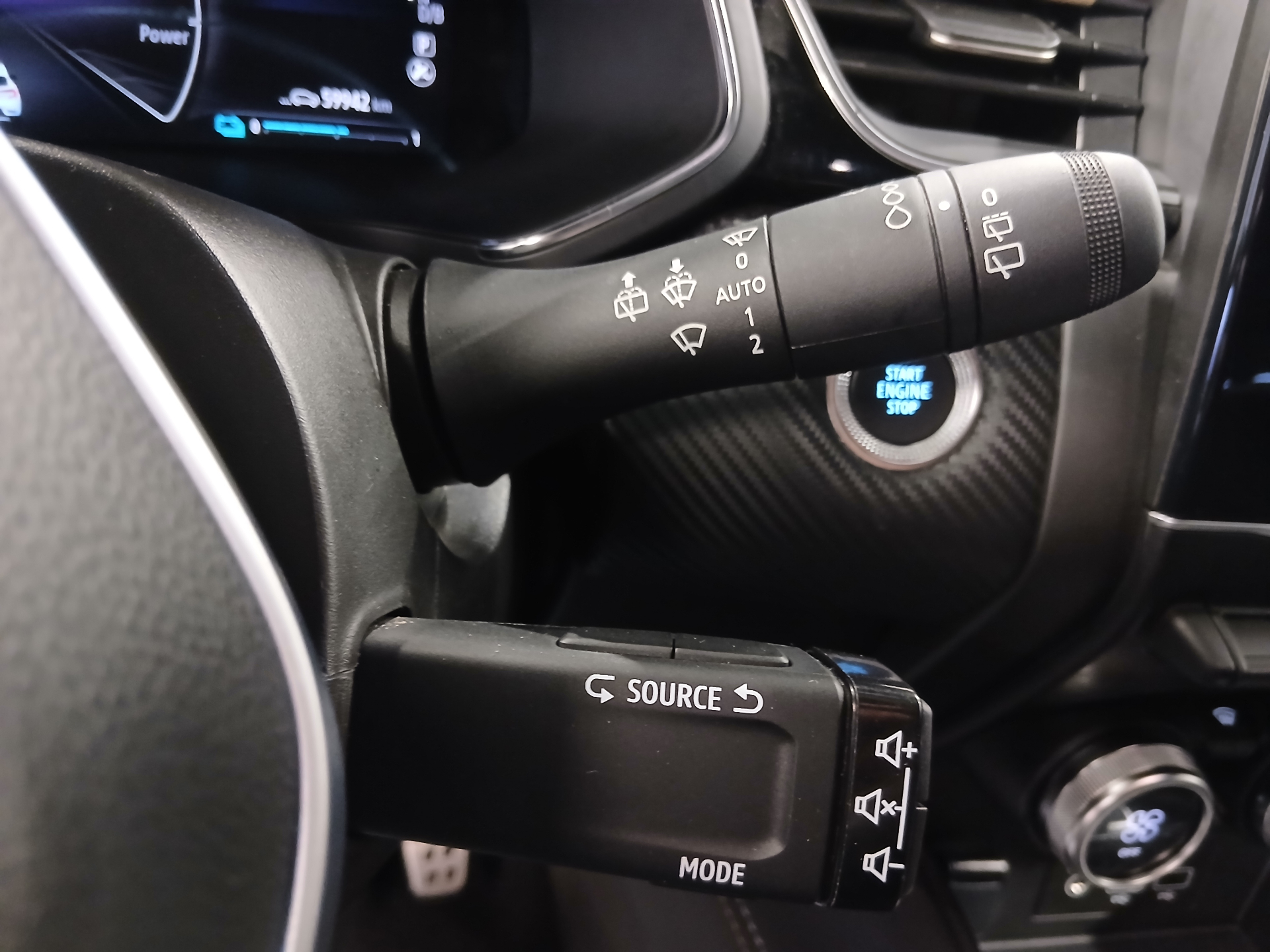 RENAULT CAPTUR E-Tech engineered full hybrid 145