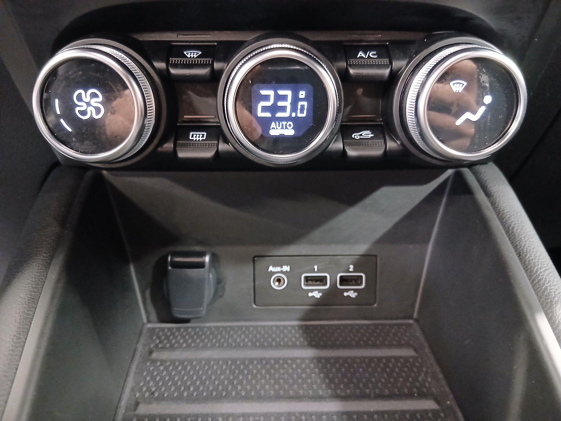 RENAULT CAPTUR E-Tech engineered full hybrid 145