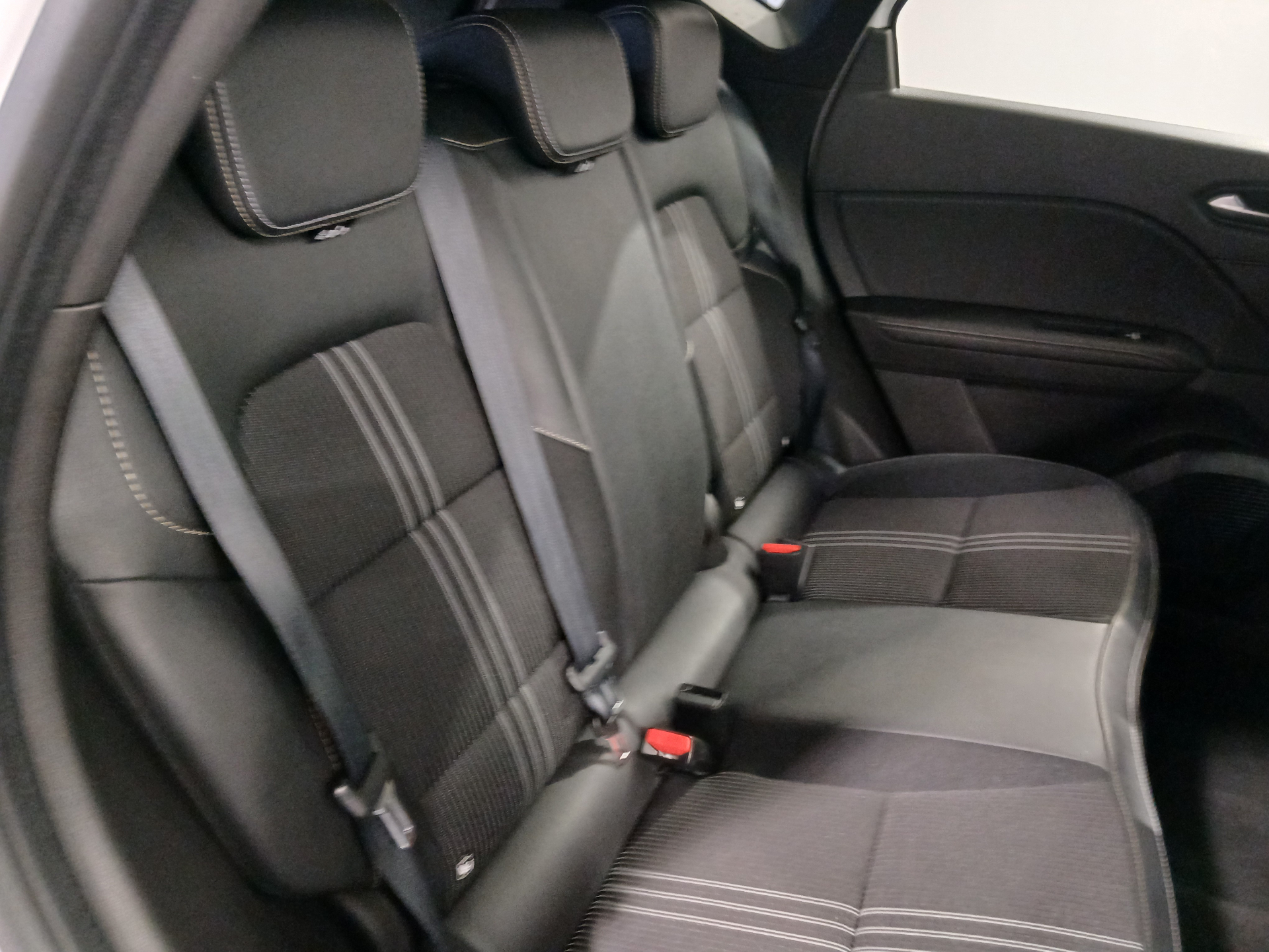 RENAULT CAPTUR E-Tech engineered full hybrid 145