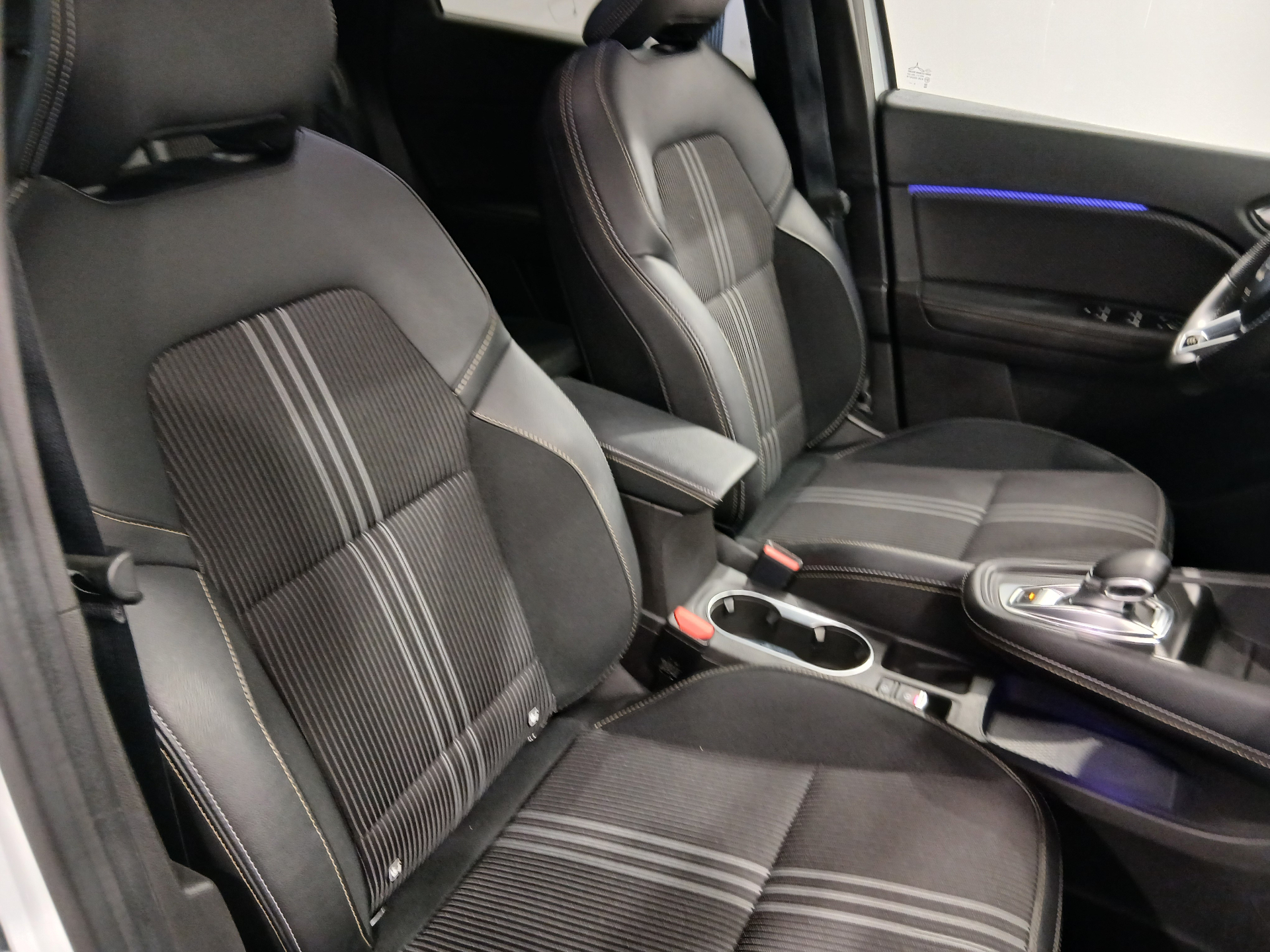 RENAULT CAPTUR E-Tech engineered full hybrid 145