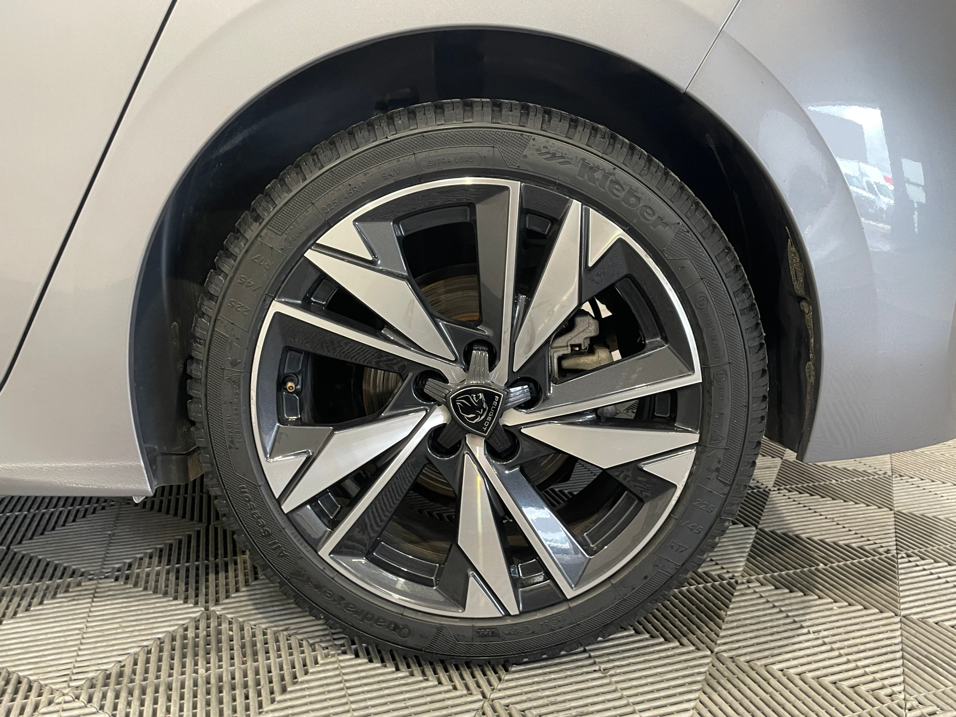 PEUGEOT 308 1.2 PureTech 130ch S&S BVM6 Allure