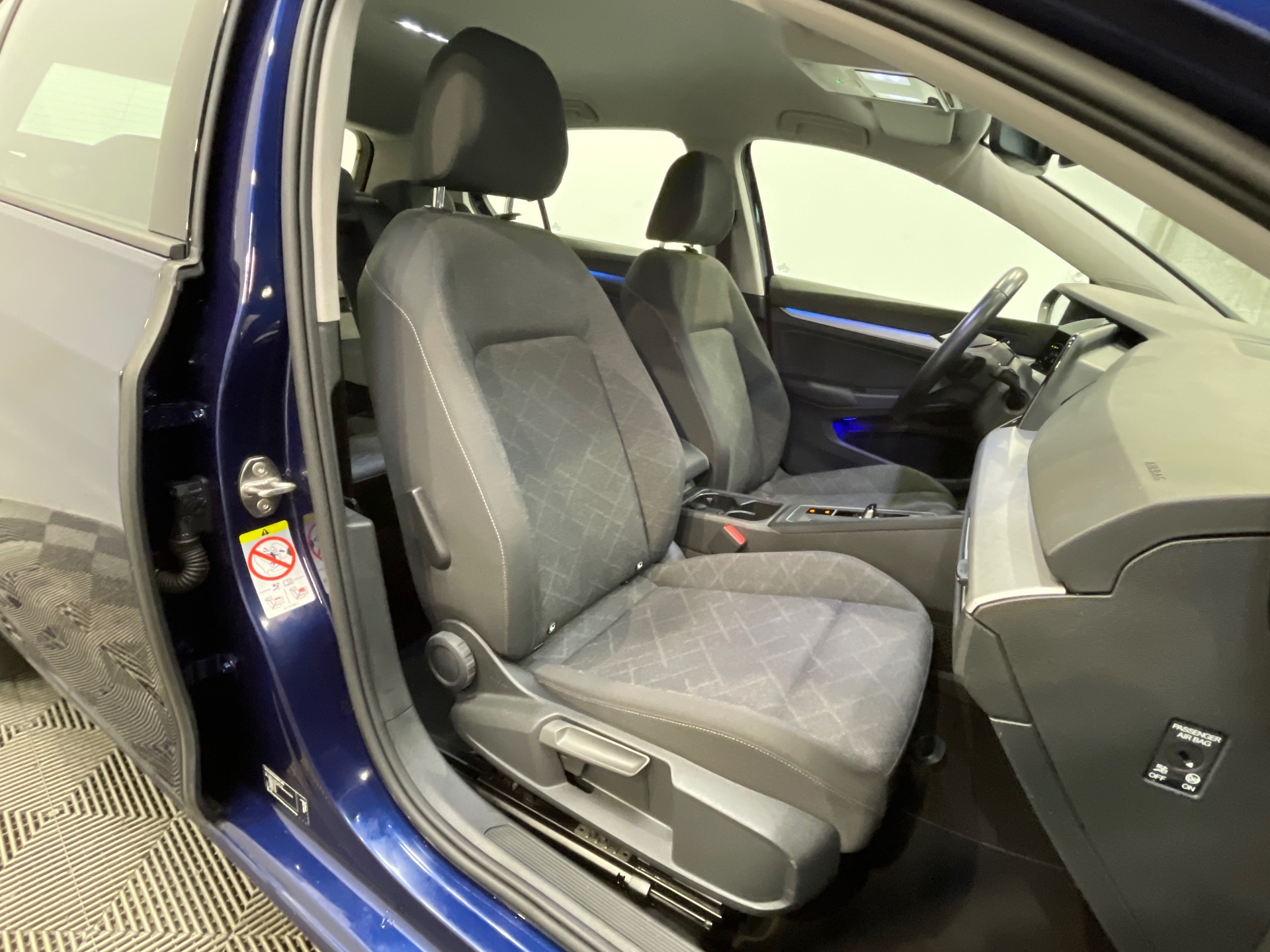 VOLKSWAGEN GOLF 1.5 eTSI OPF 130 DSG7 Life