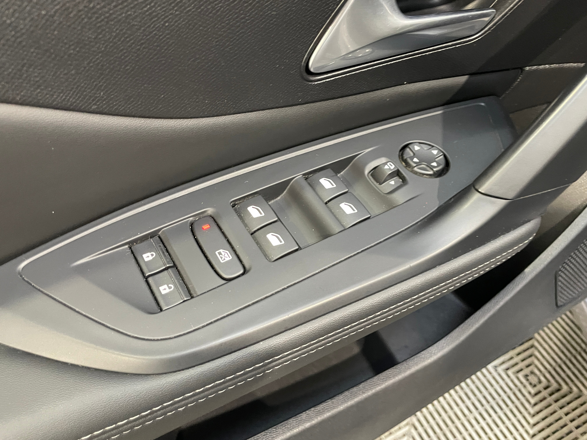 PEUGEOT 308 1.2 PureTech 130ch S&S BVM6 Allure