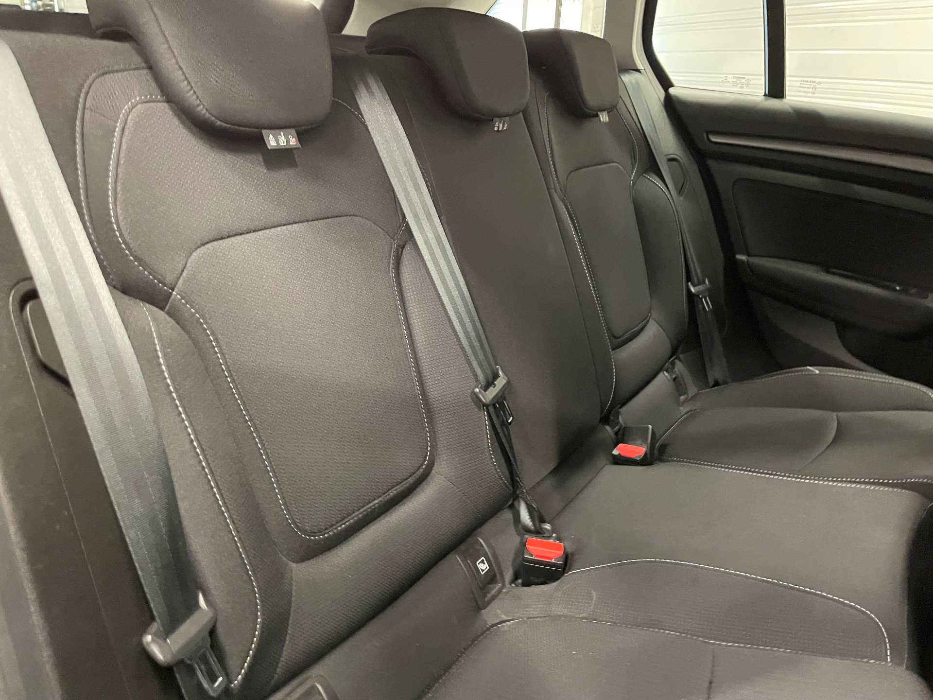 RENAULT MEGANE IV ESTATE E-TECH Plug-In Hybride 160 - 21N Business