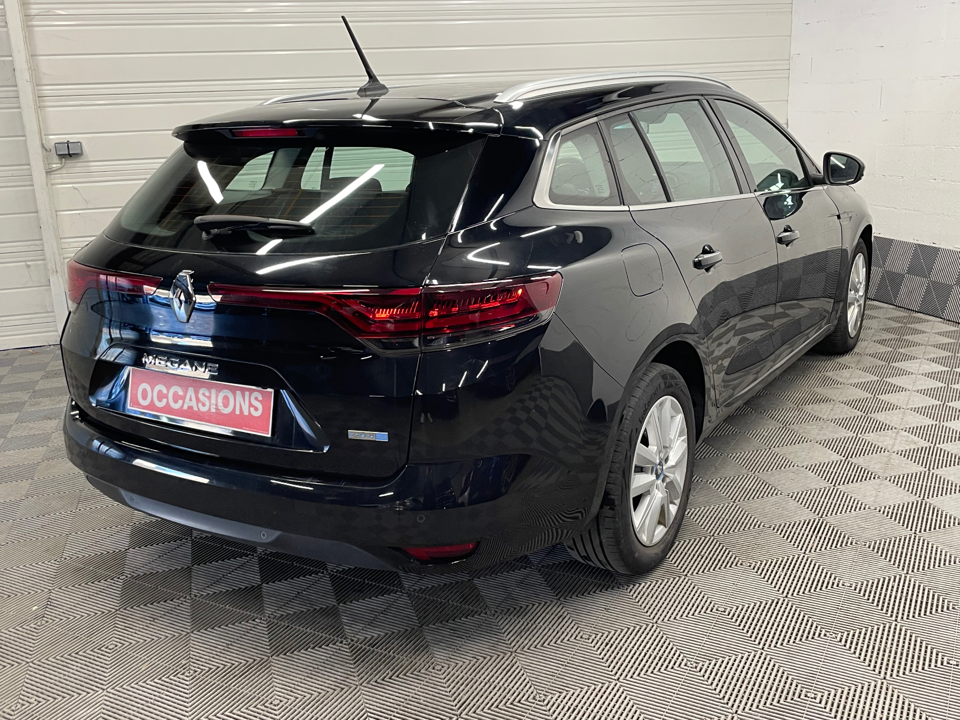 RENAULT MEGANE IV ESTATE E-TECH Plug-In Hybride 160 - 21N Business