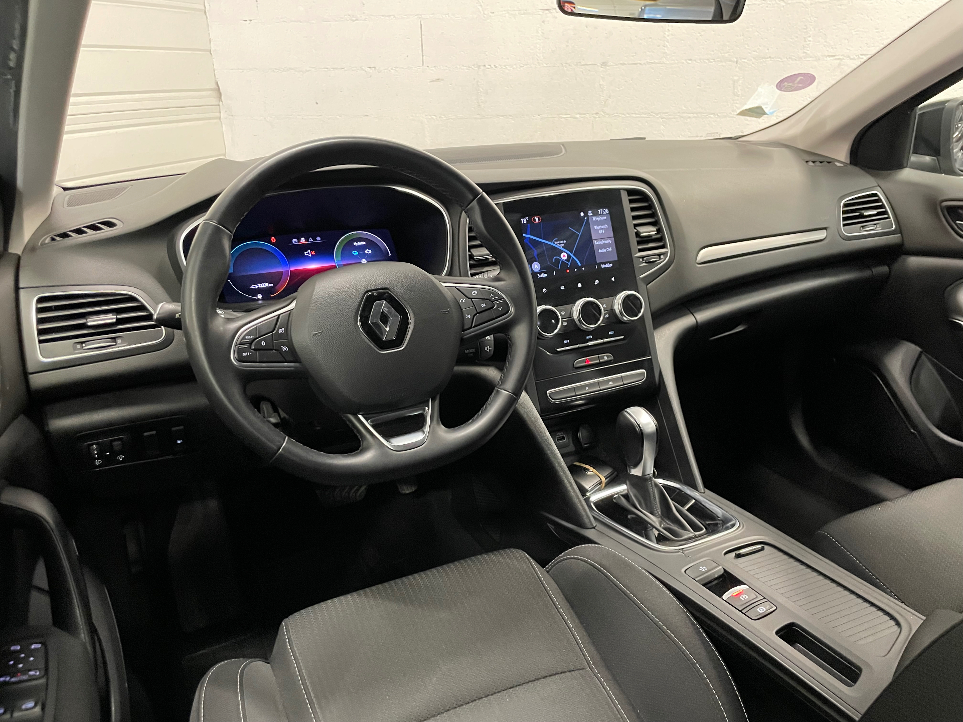 RENAULT MEGANE IV ESTATE E-TECH Plug-In Hybride 160 - 21N Business
