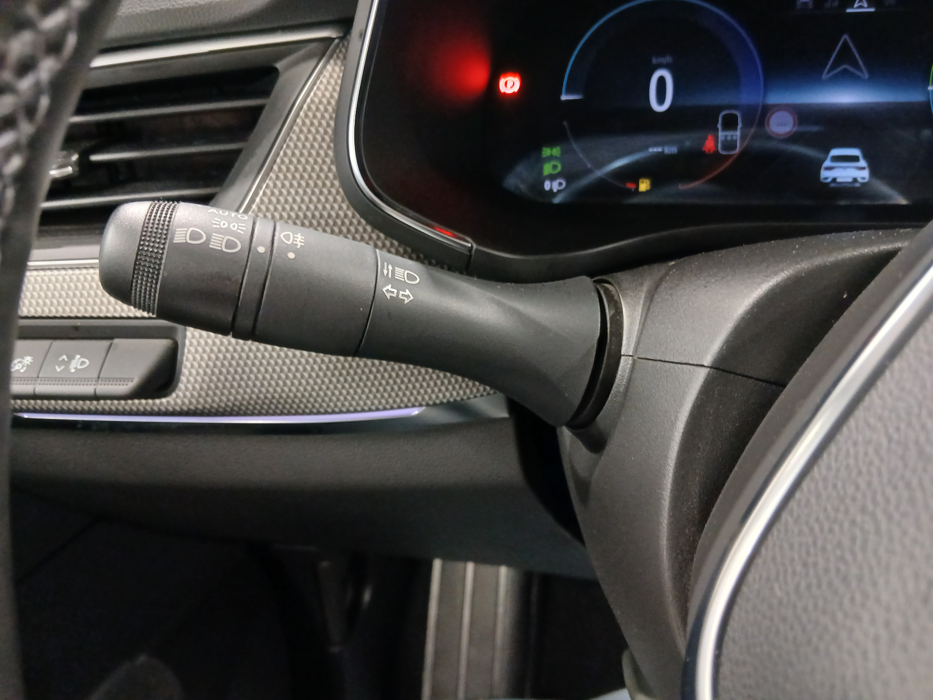 RENAULT ARKANA E-Tech 145 - 21B Intens