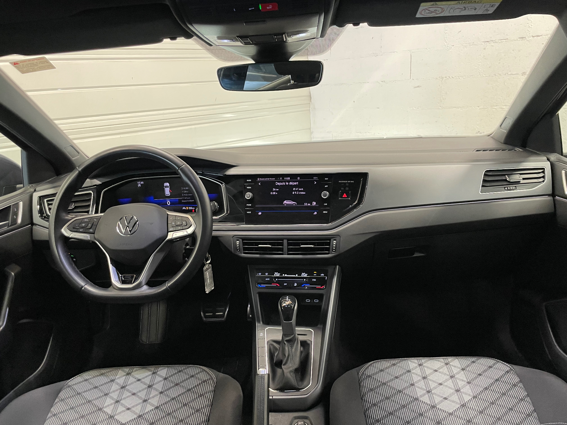 VOLKSWAGEN POLO 1.0 TSI 110 DSG R-LINE