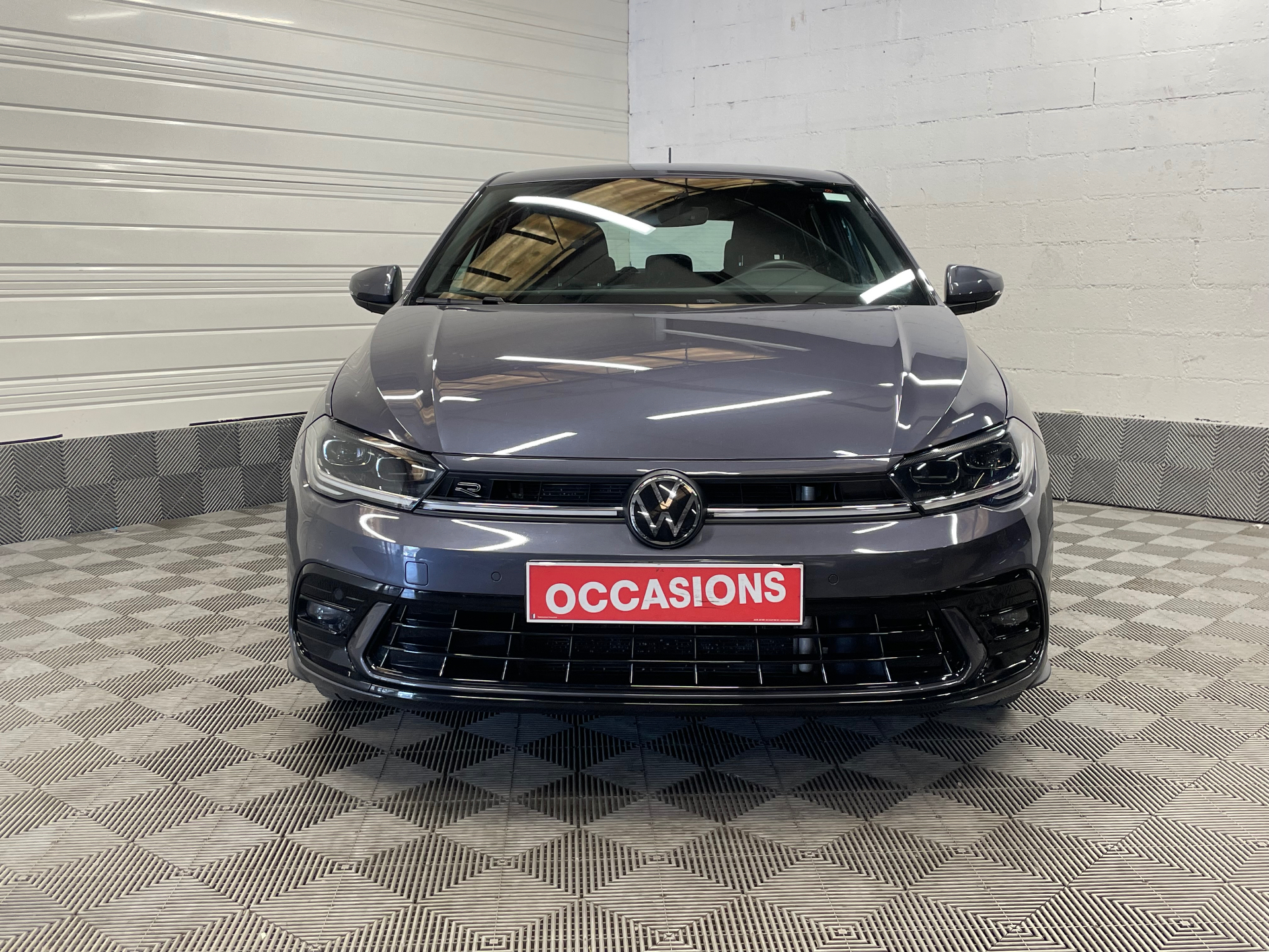 VOLKSWAGEN POLO 1.0 TSI 110 DSG R-LINE