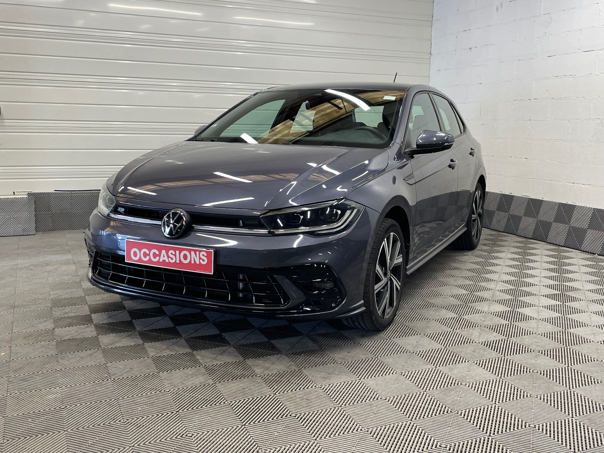 VOLKSWAGEN POLO 1.0 TSI 110 DSG R-LINE