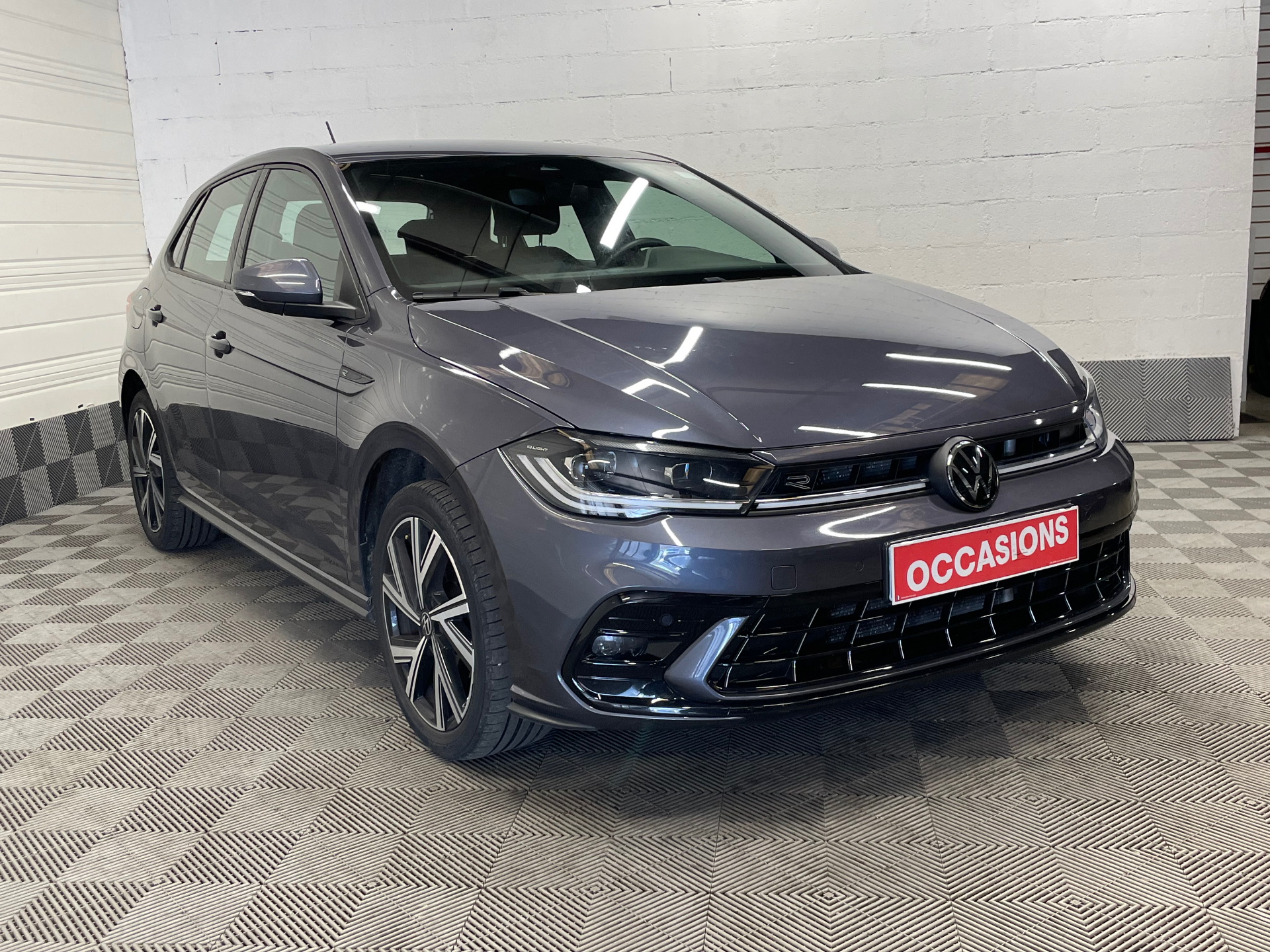 VOLKSWAGEN POLO 1.0 TSI 110 DSG R-LINE