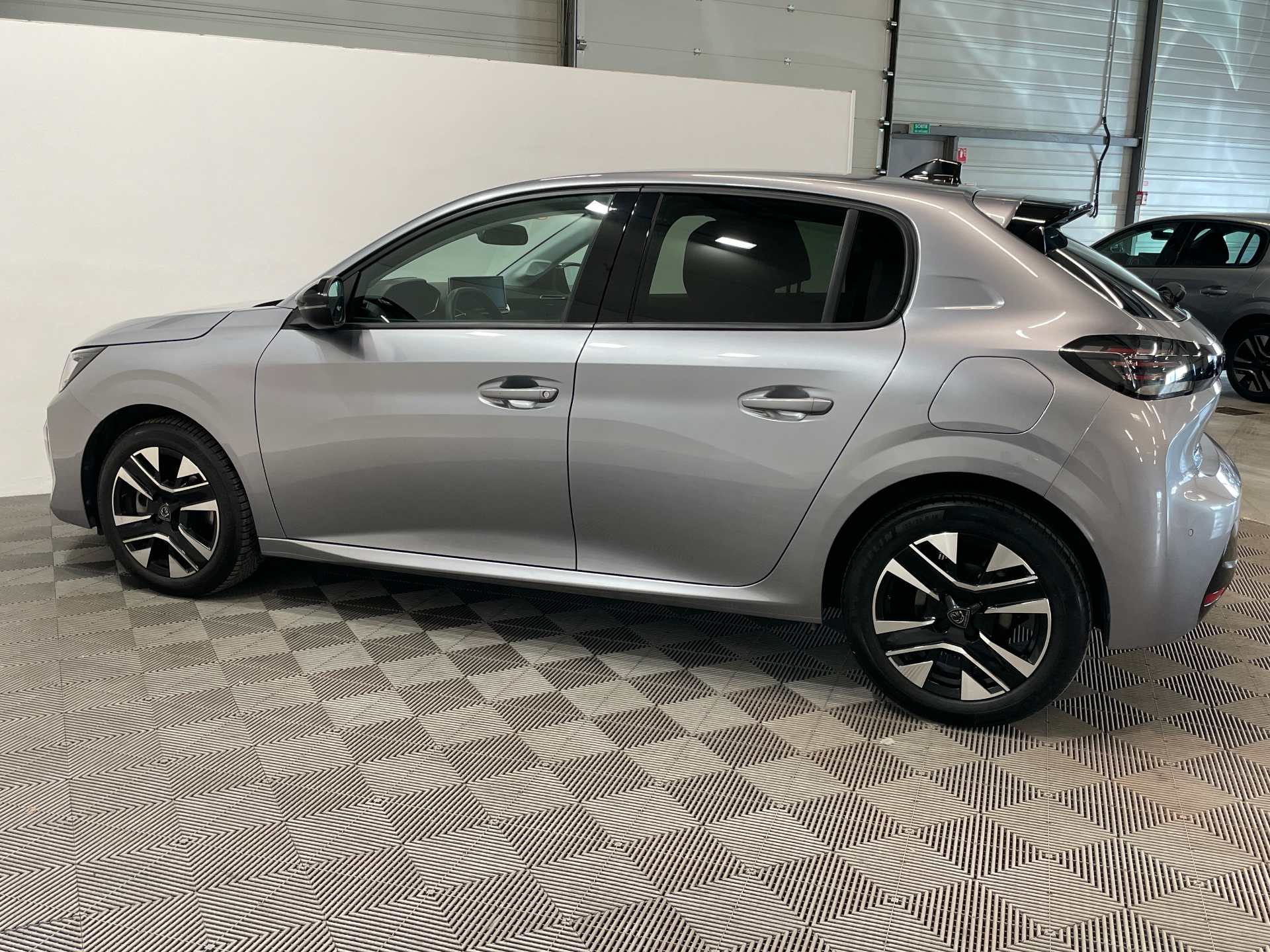 PEUGEOT 208 100 CV ALLURE