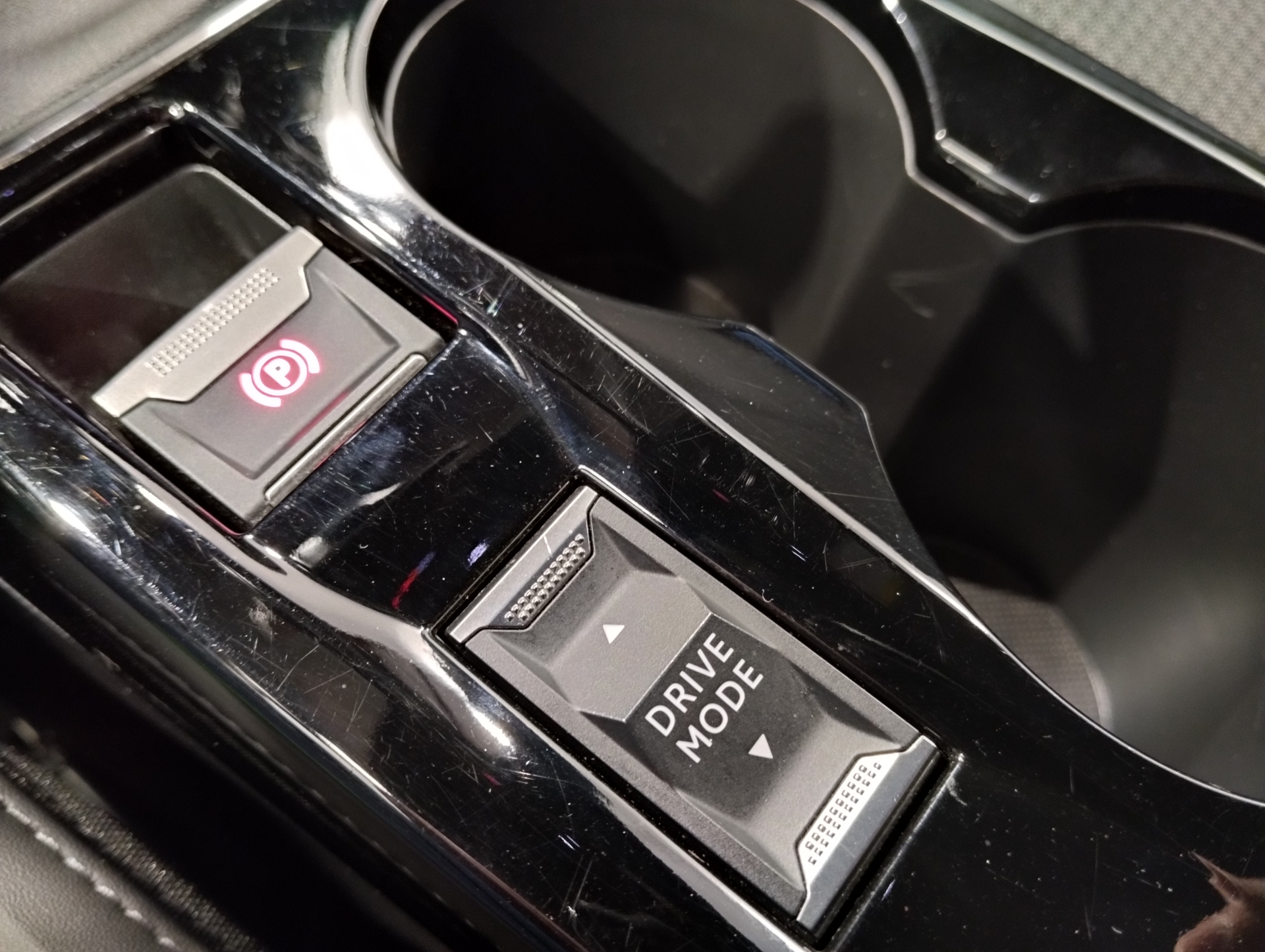 PEUGEOT 208 GT PURETECH 100 S&S BVM6
