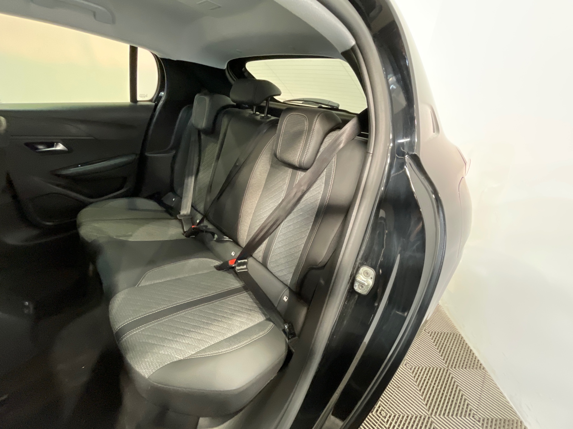 PEUGEOT 208 100 S&S BVM6 Allure