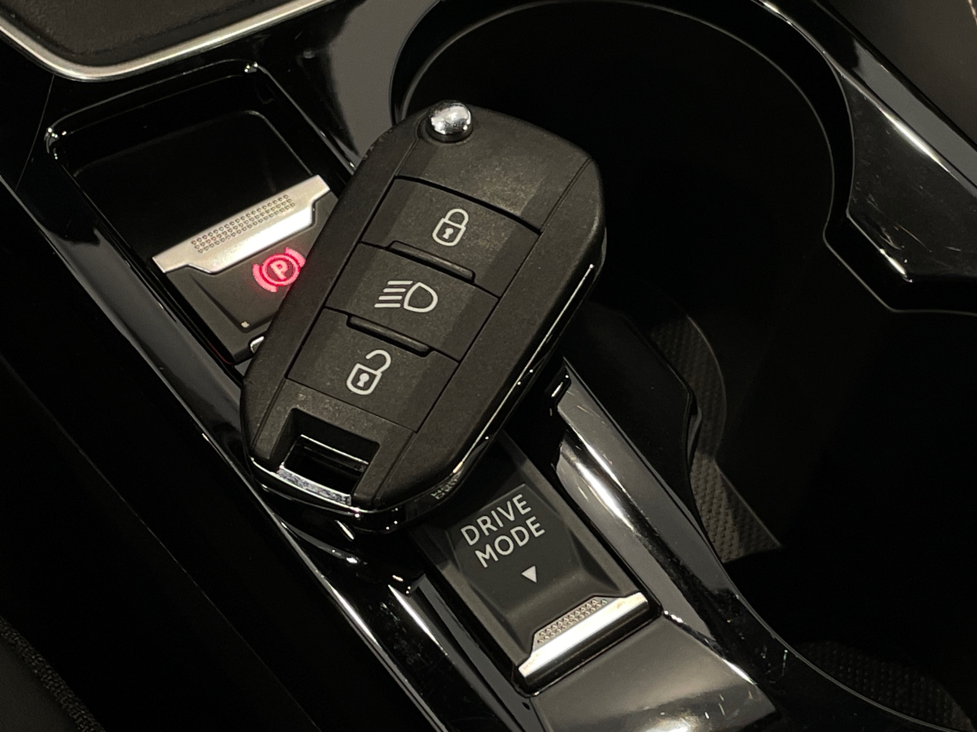 PEUGEOT 208 100 S&S BVM6 Allure