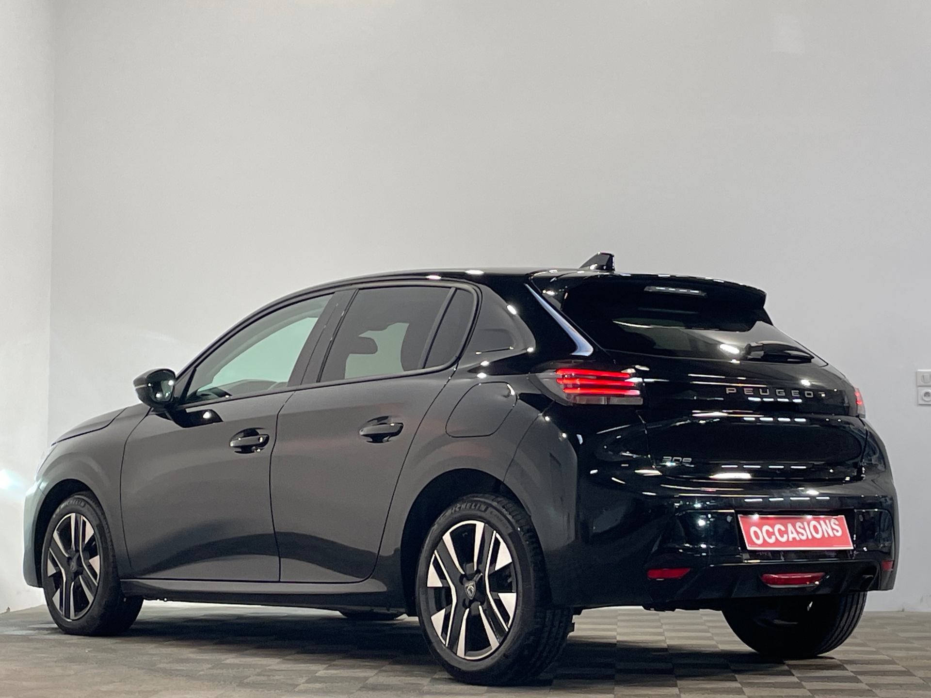 PEUGEOT 208 100 S&S BVM6 Allure