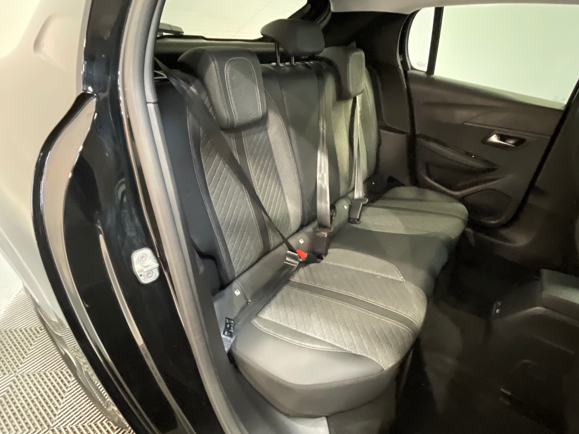 PEUGEOT 208 100 S&S BVM6 Allure