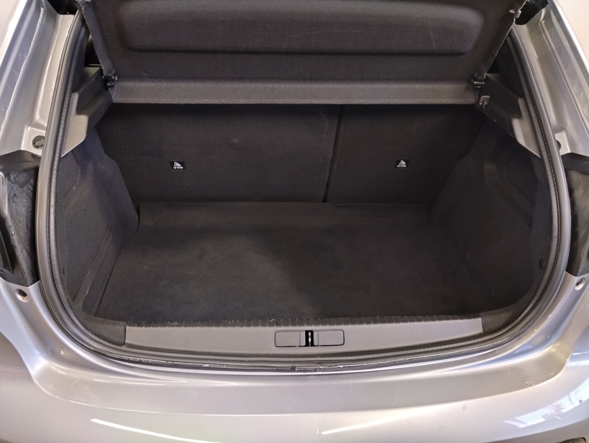 PEUGEOT 208 GT PURETECH 100 S&S BVM6