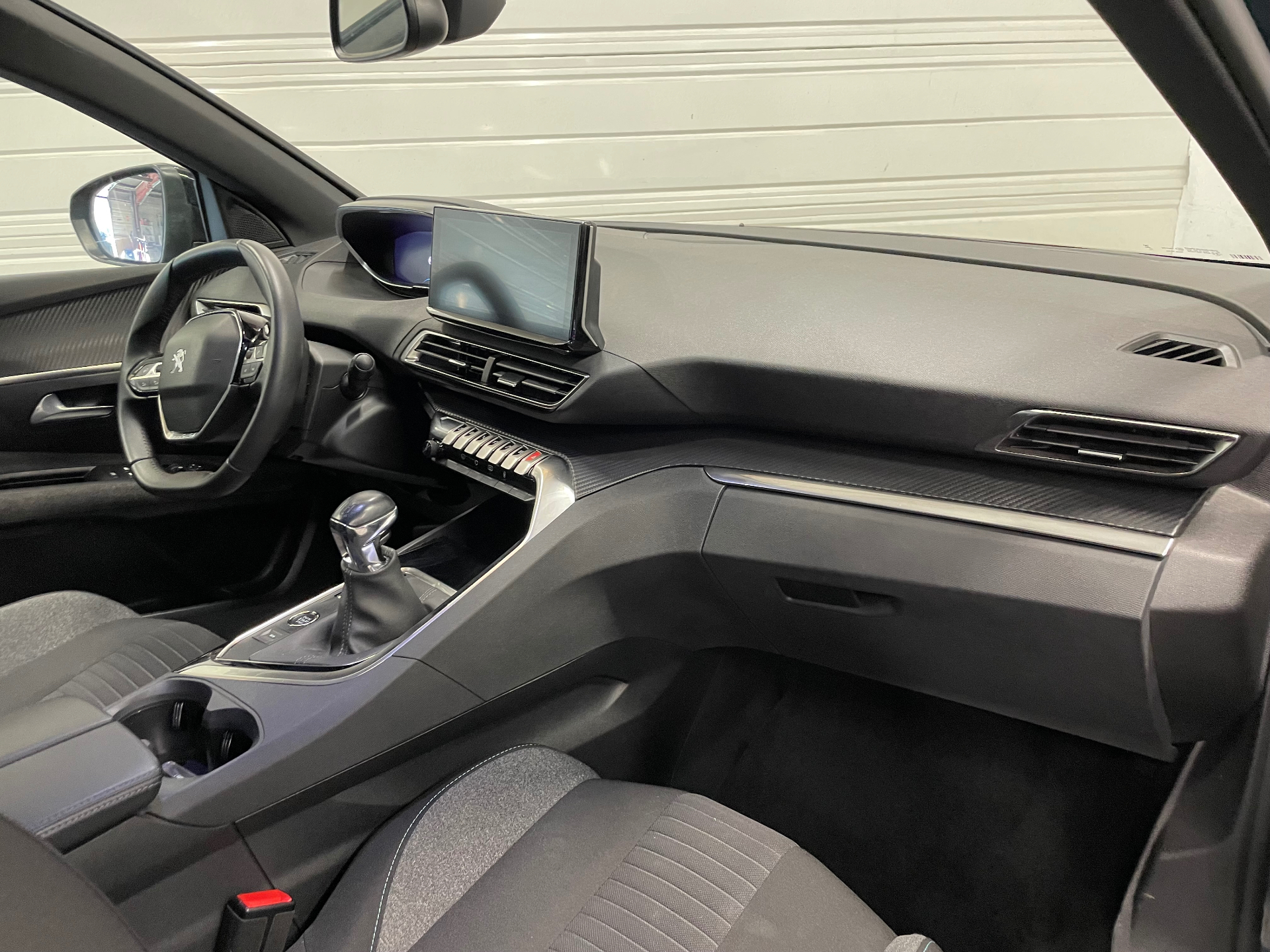 PEUGEOT 3008 ACTIVE PACK PTECH130 S&S BVM6