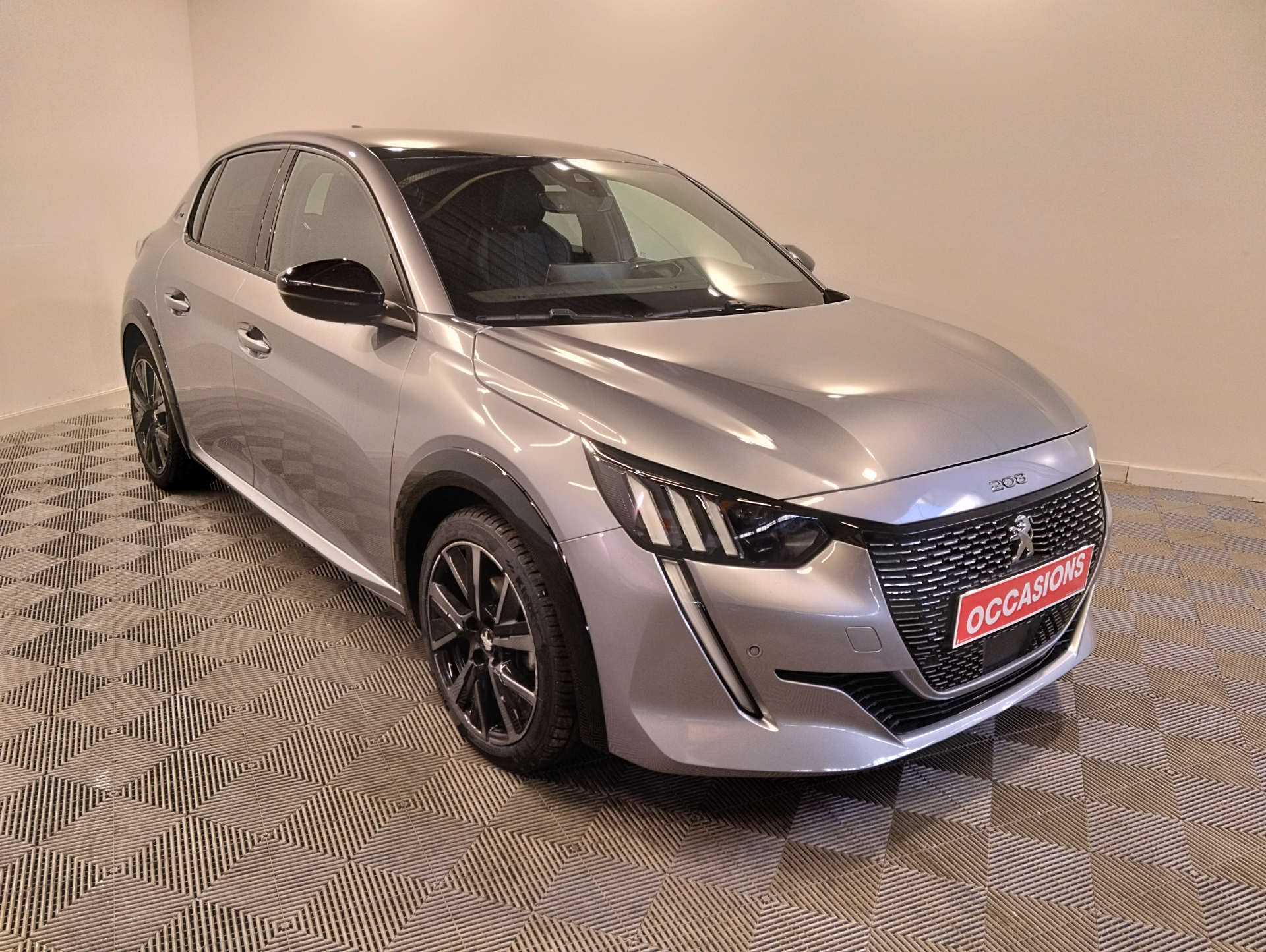 PEUGEOT 208 GT PURETECH 100 S&S BVM6