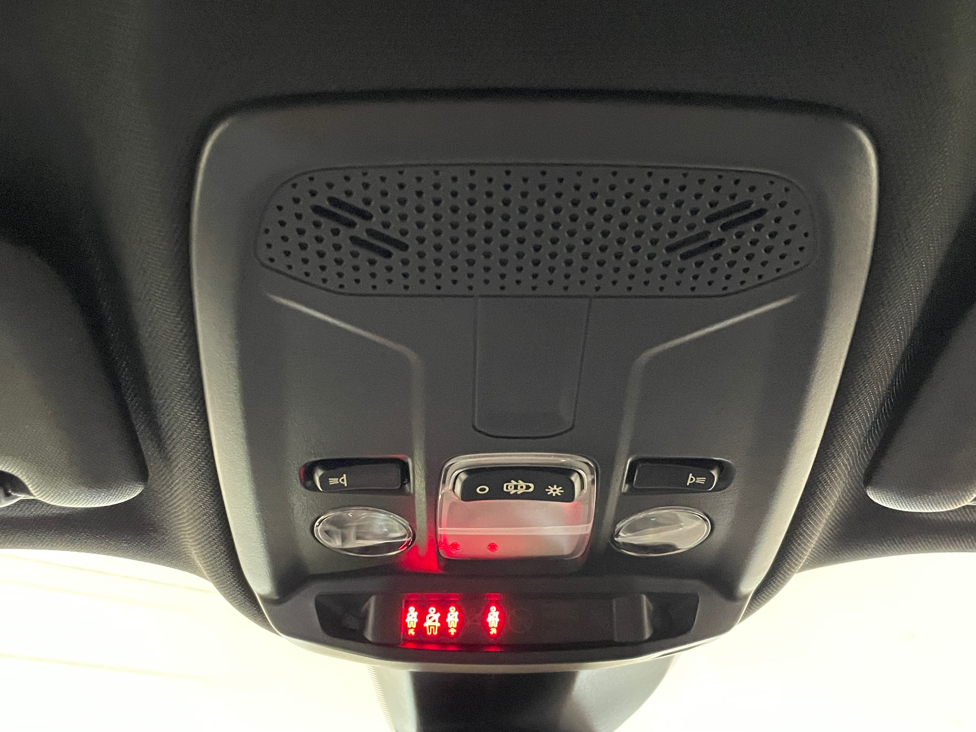PEUGEOT 2008 ALLURE PACK PT 130 S&S BVM6
