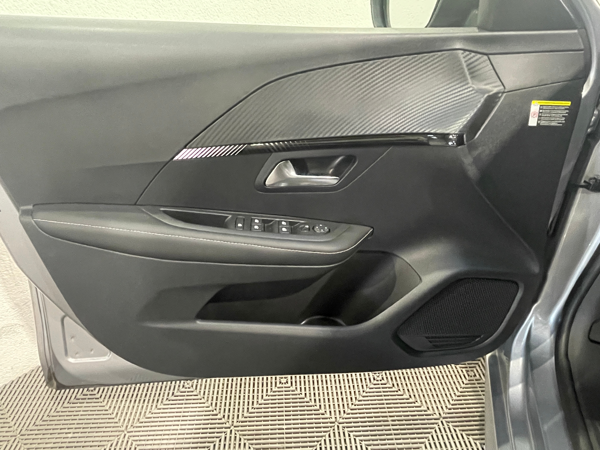 PEUGEOT 208 100 S&S BVM6 Allure