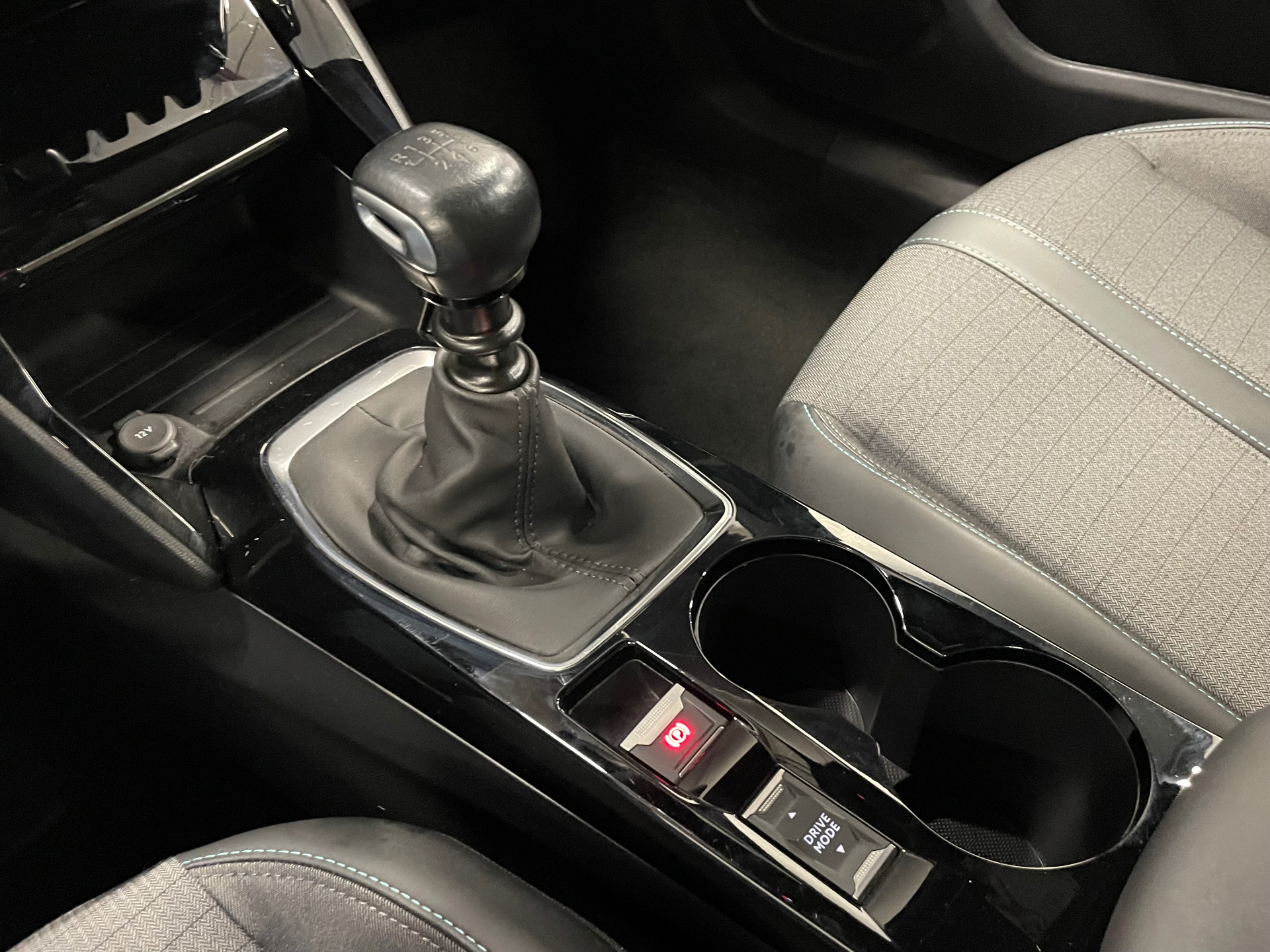 PEUGEOT 2008 PACK PT 130 S&S BVM6