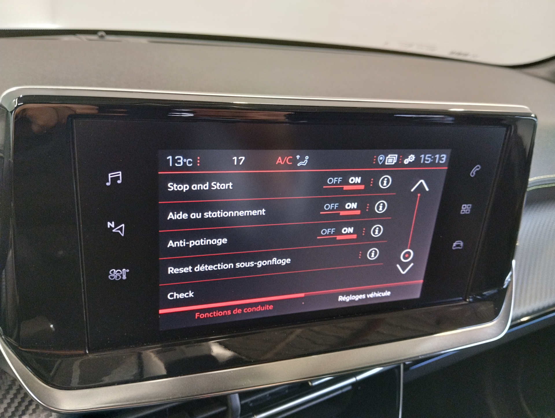 PEUGEOT 208 GT PURETECH 100 S&S BVM6