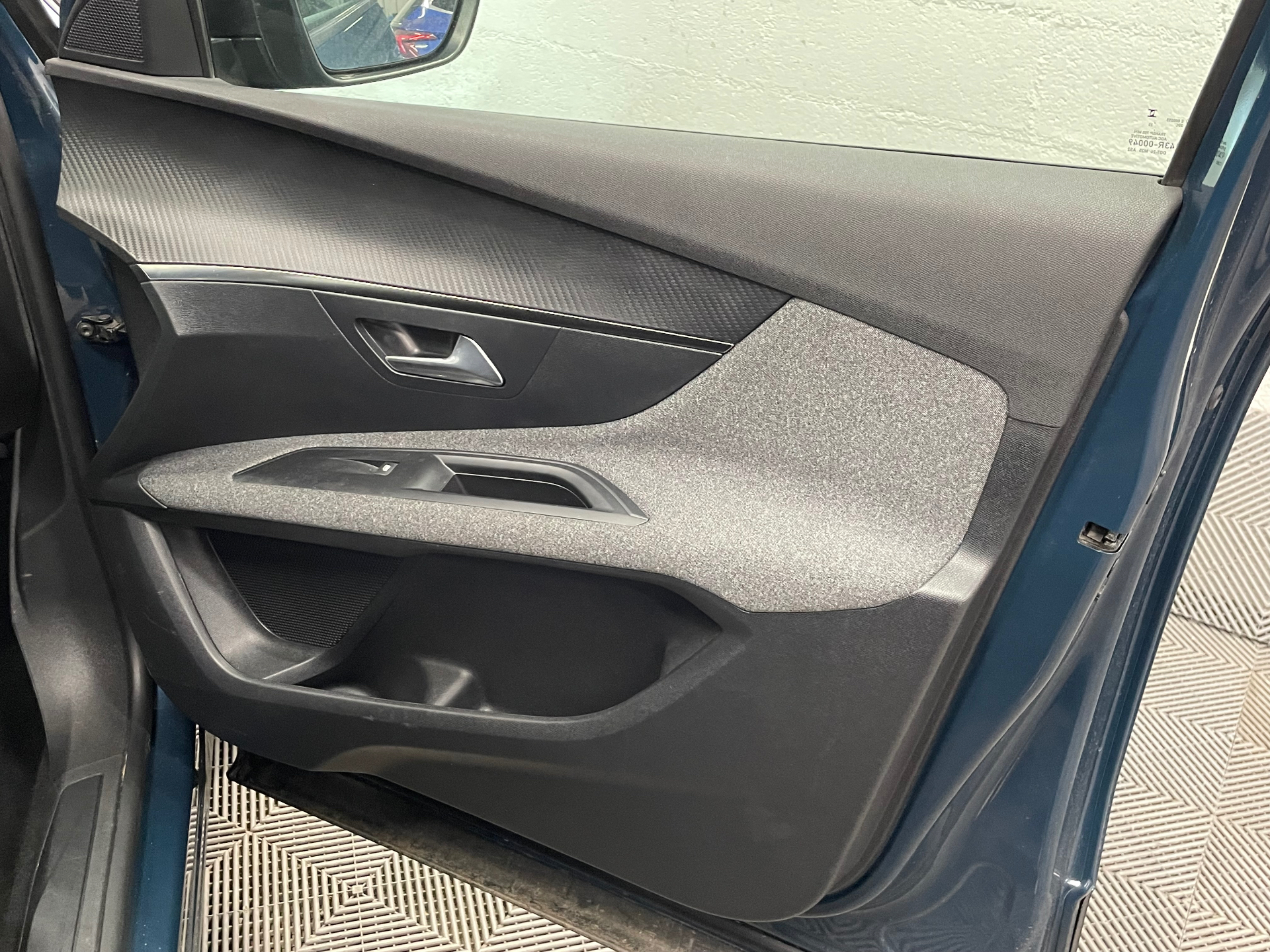 PEUGEOT 3008 ACTIVE PACK PTECH130 S&S BVM6