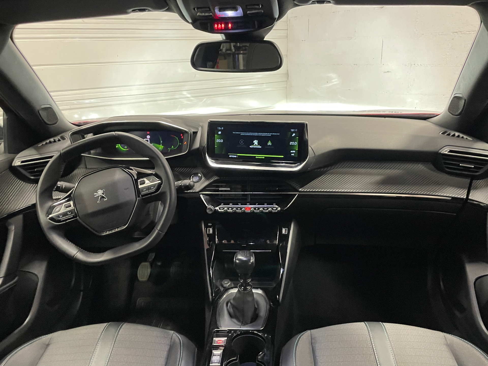 PEUGEOT 2008 ALLURE PACK PT 130 S&S BVM6