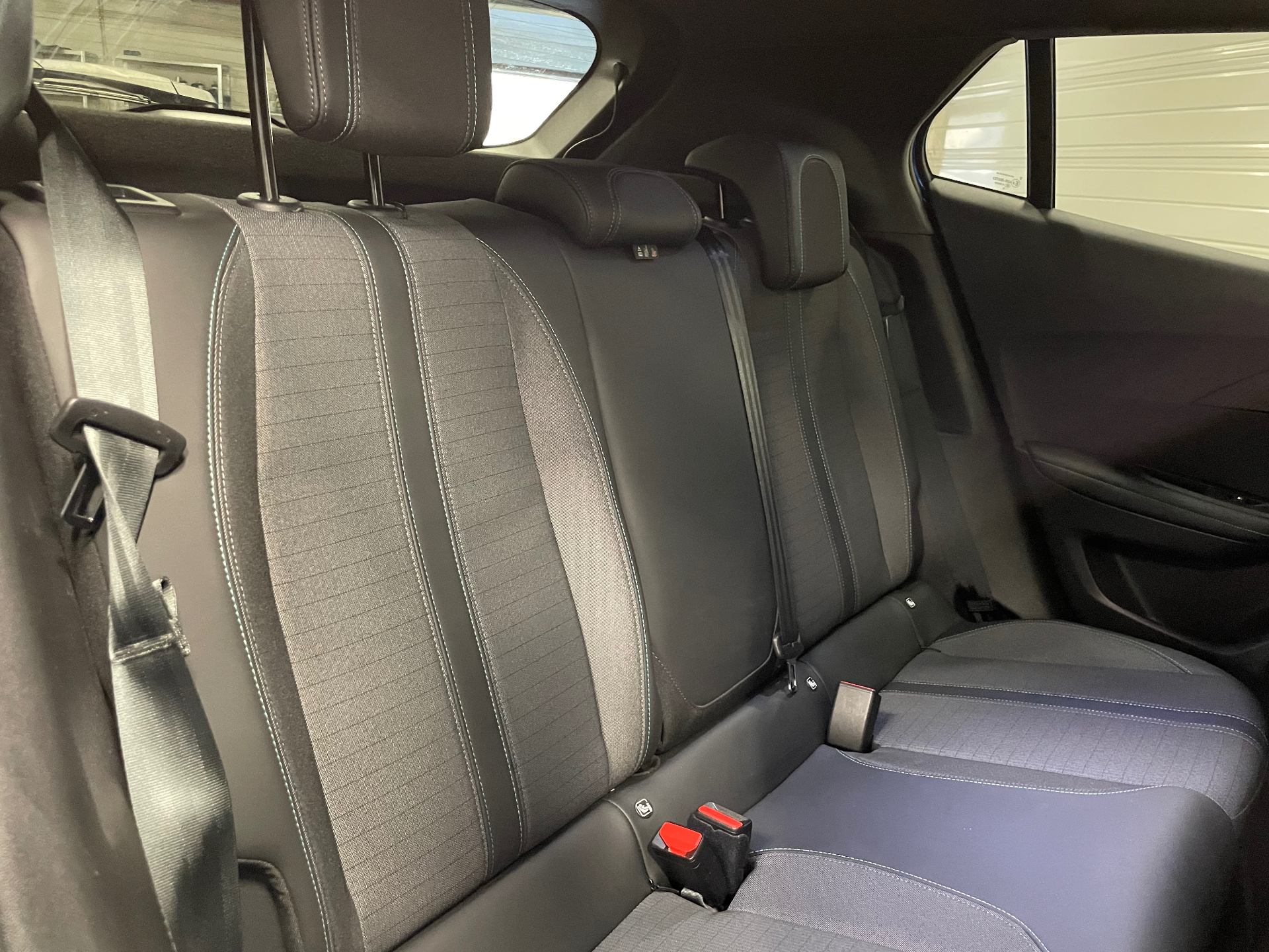 PEUGEOT 2008 PACK PT 130 S&S BVM6