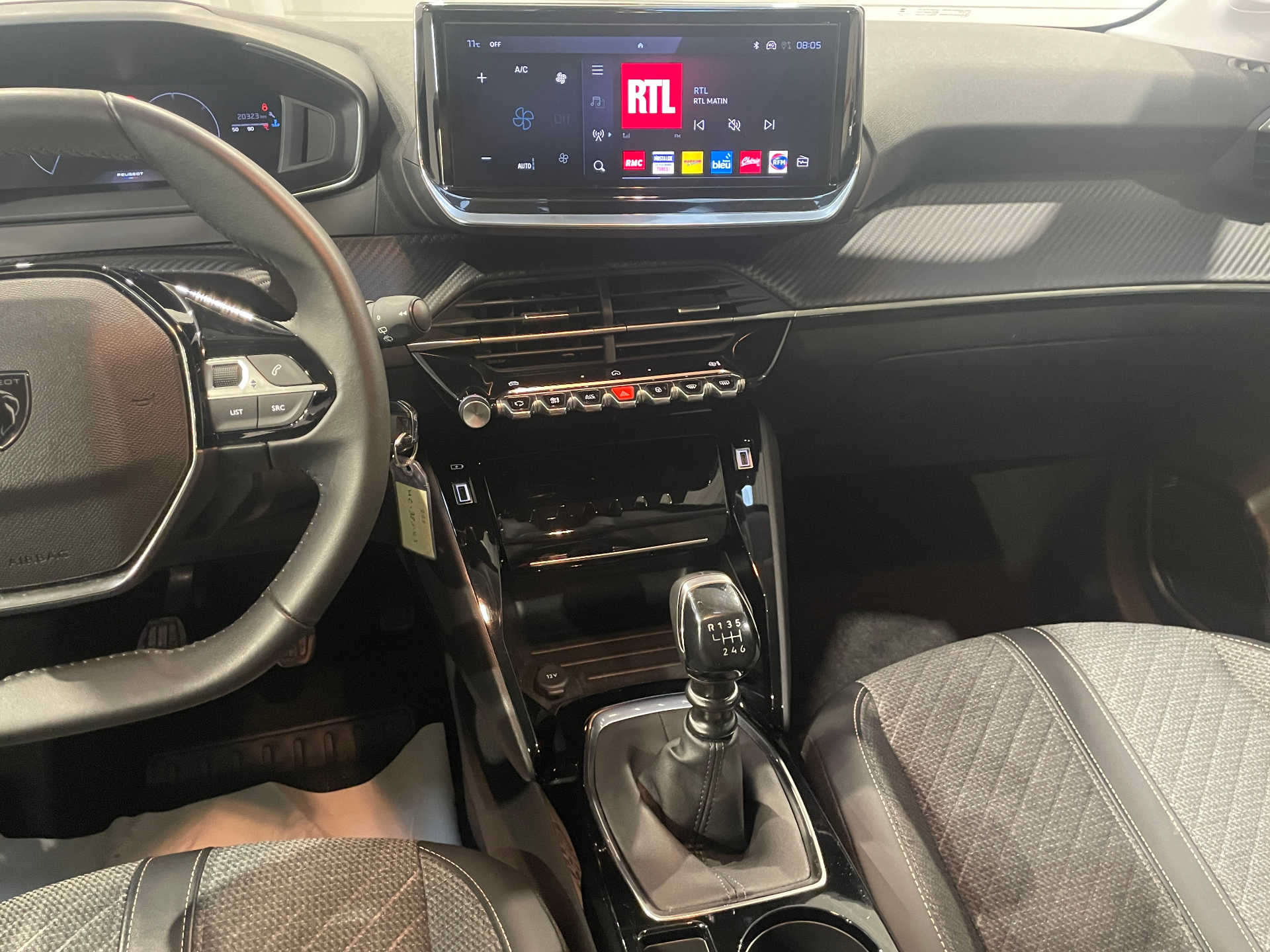 PEUGEOT 208 100 S&S BVM6 Allure