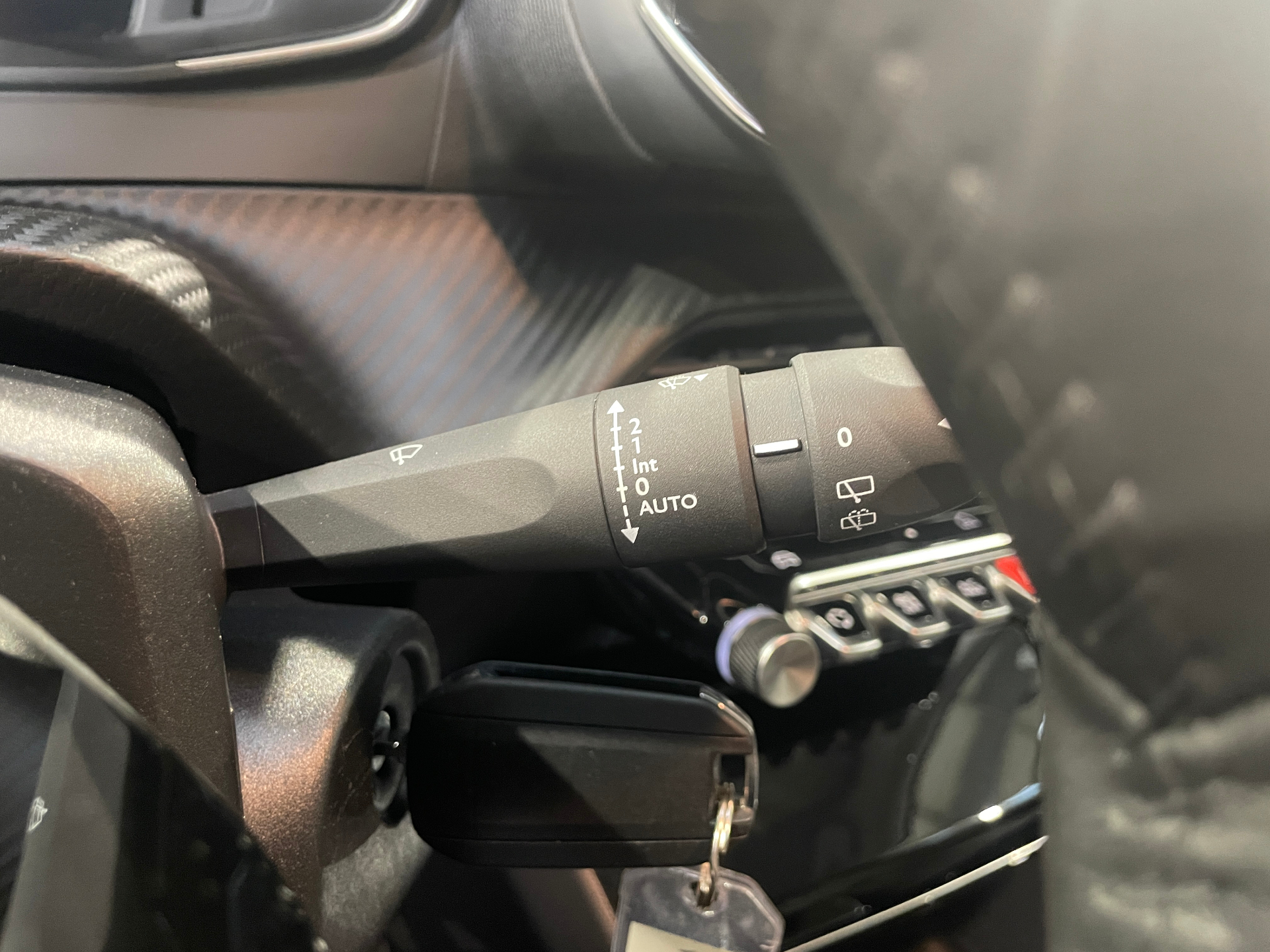 PEUGEOT 208 100 S&S BVM6 Allure