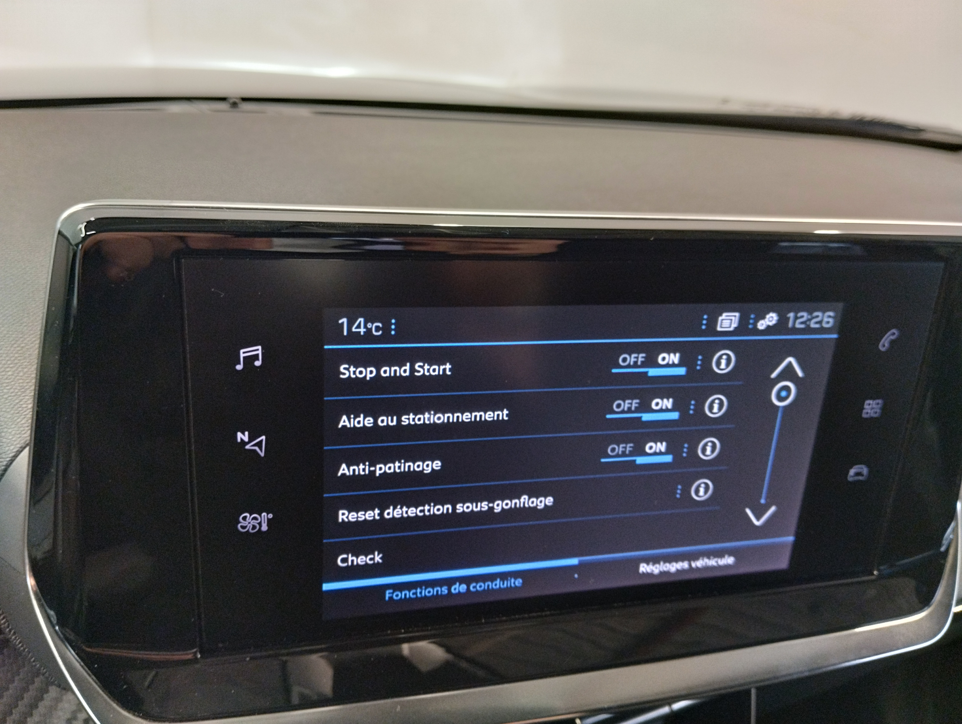 PEUGEOT 2008 STYLE PURETECH 130 S&S EAT8