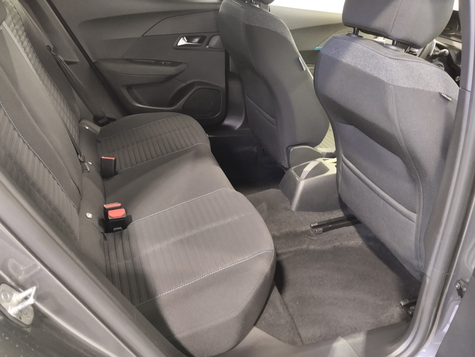 PEUGEOT 2008 STYLE PURETECH 130 S&S EAT8