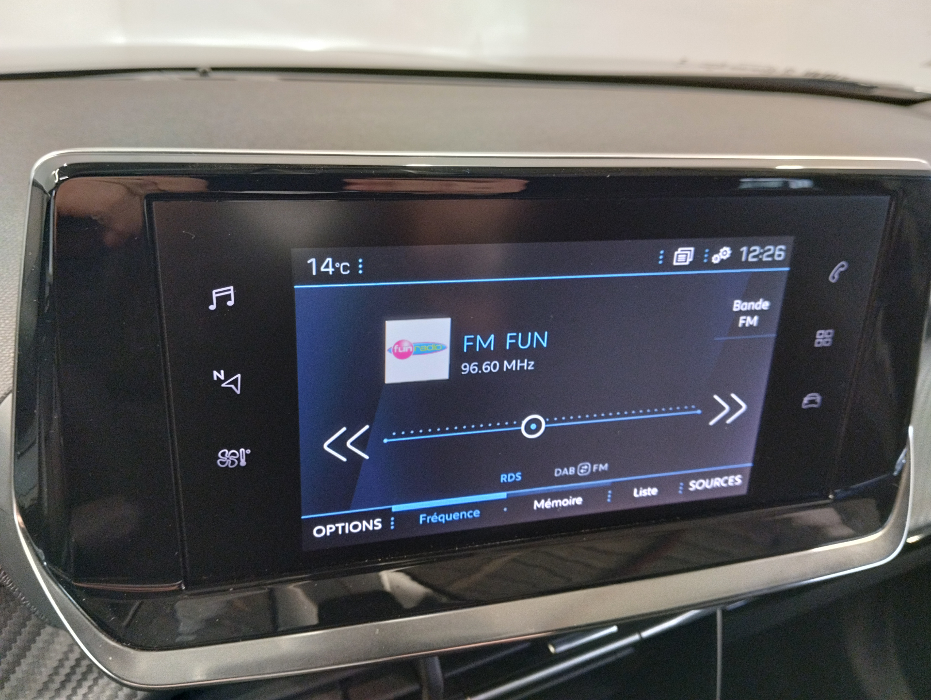 PEUGEOT 2008 STYLE PURETECH 130 S&S EAT8