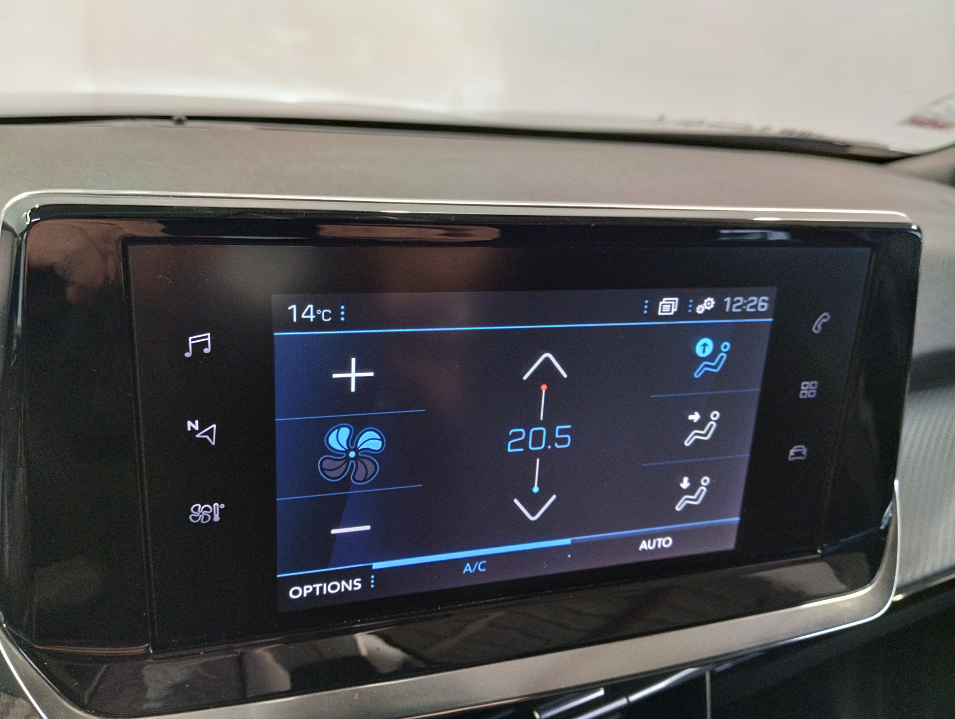 PEUGEOT 2008 STYLE PURETECH 130 S&S EAT8