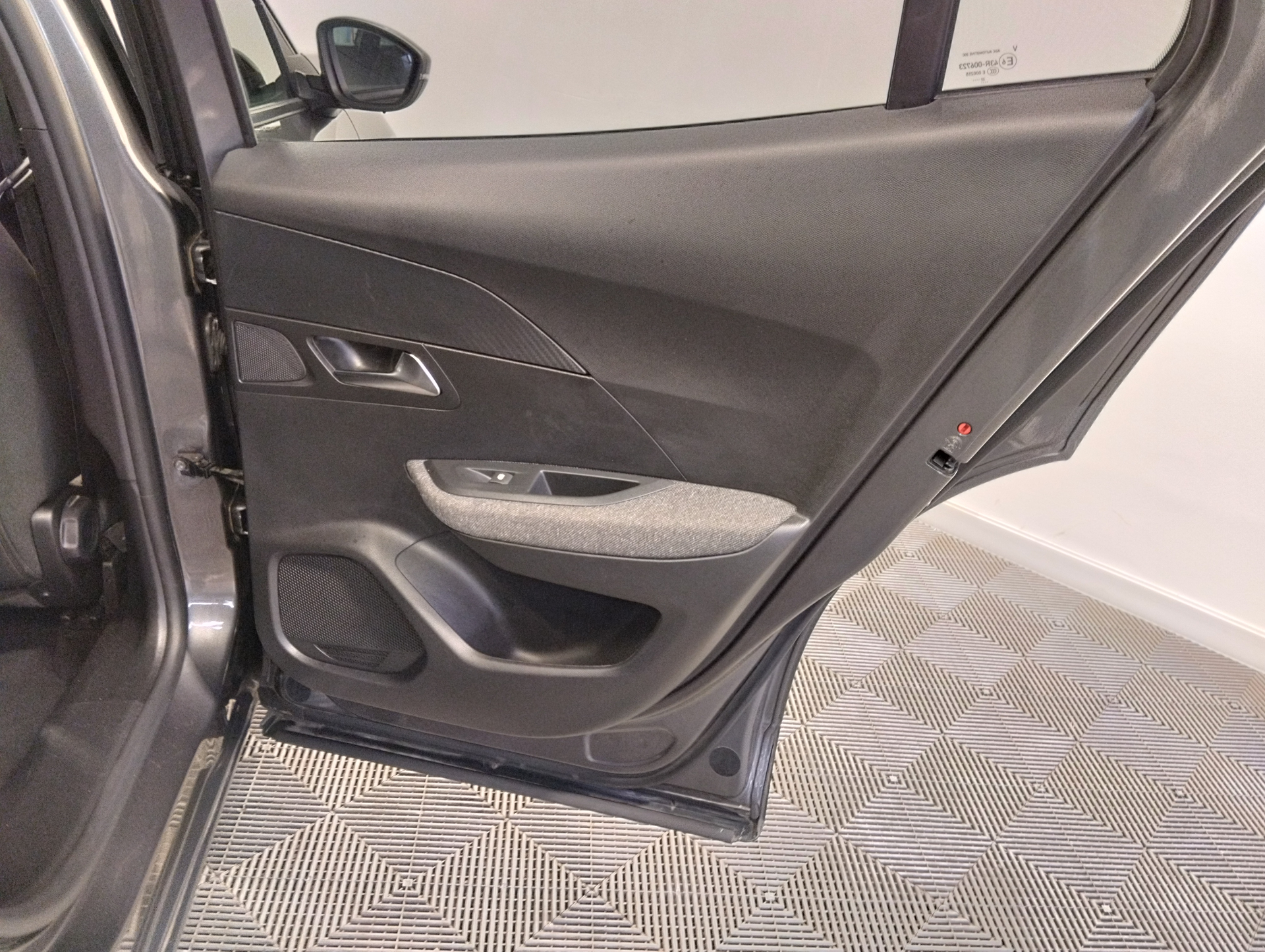 PEUGEOT 2008 STYLE PURETECH 100 S&S BVM6