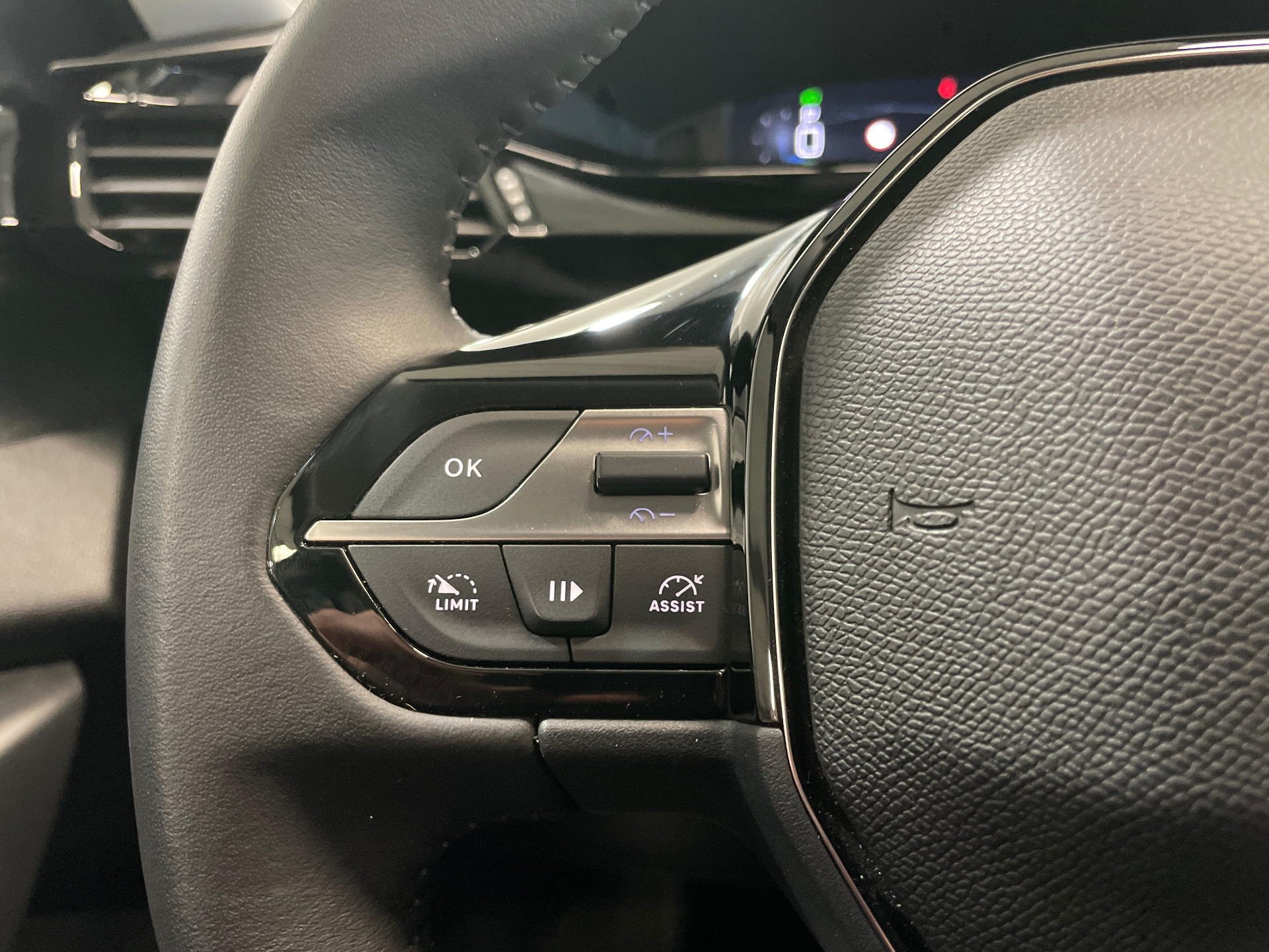 PEUGEOT 308 BlueHDi 130ch S&S EAT8 Active Pack
