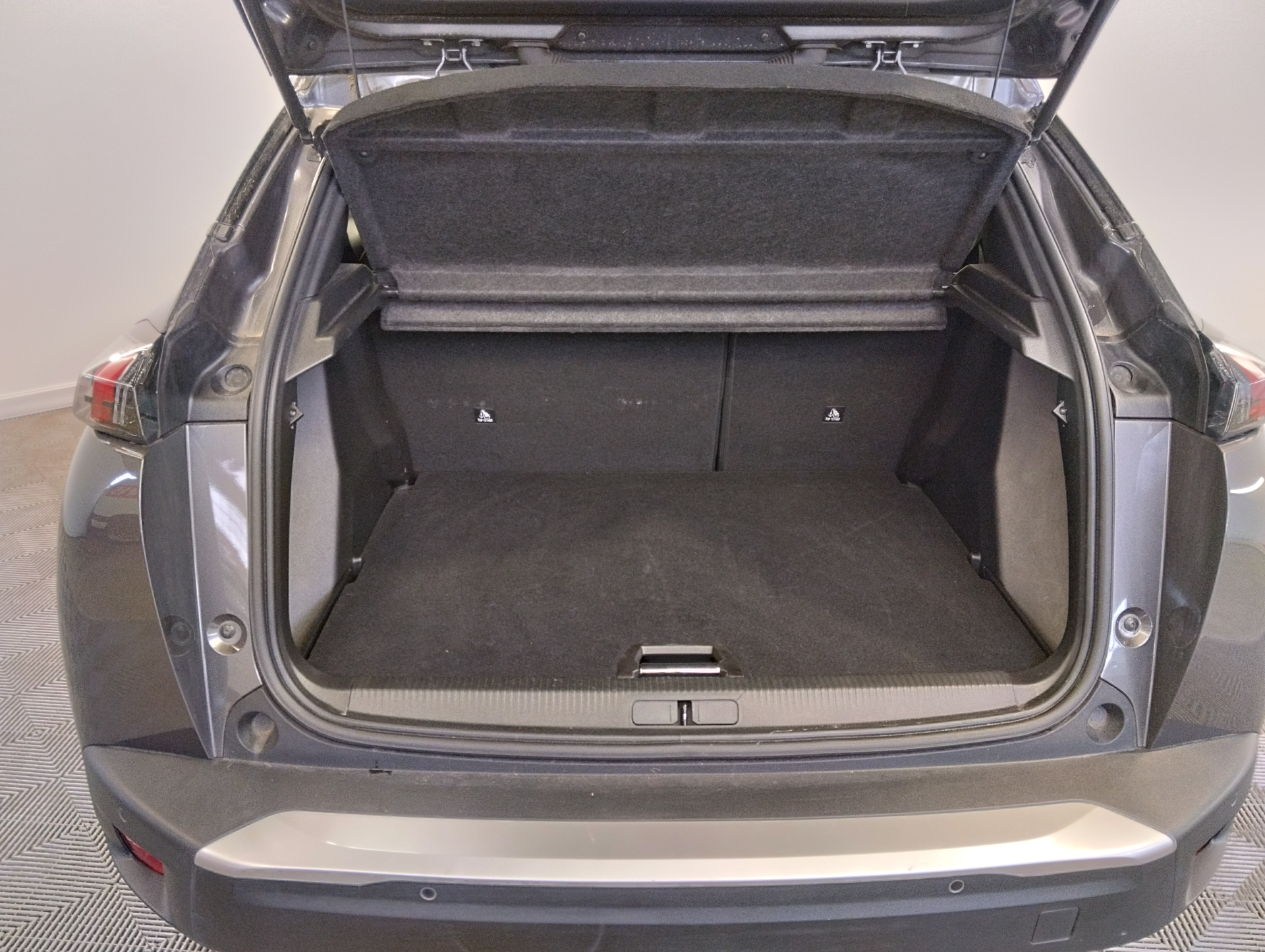 PEUGEOT 2008 STYLE PURETECH 130 S&S EAT8