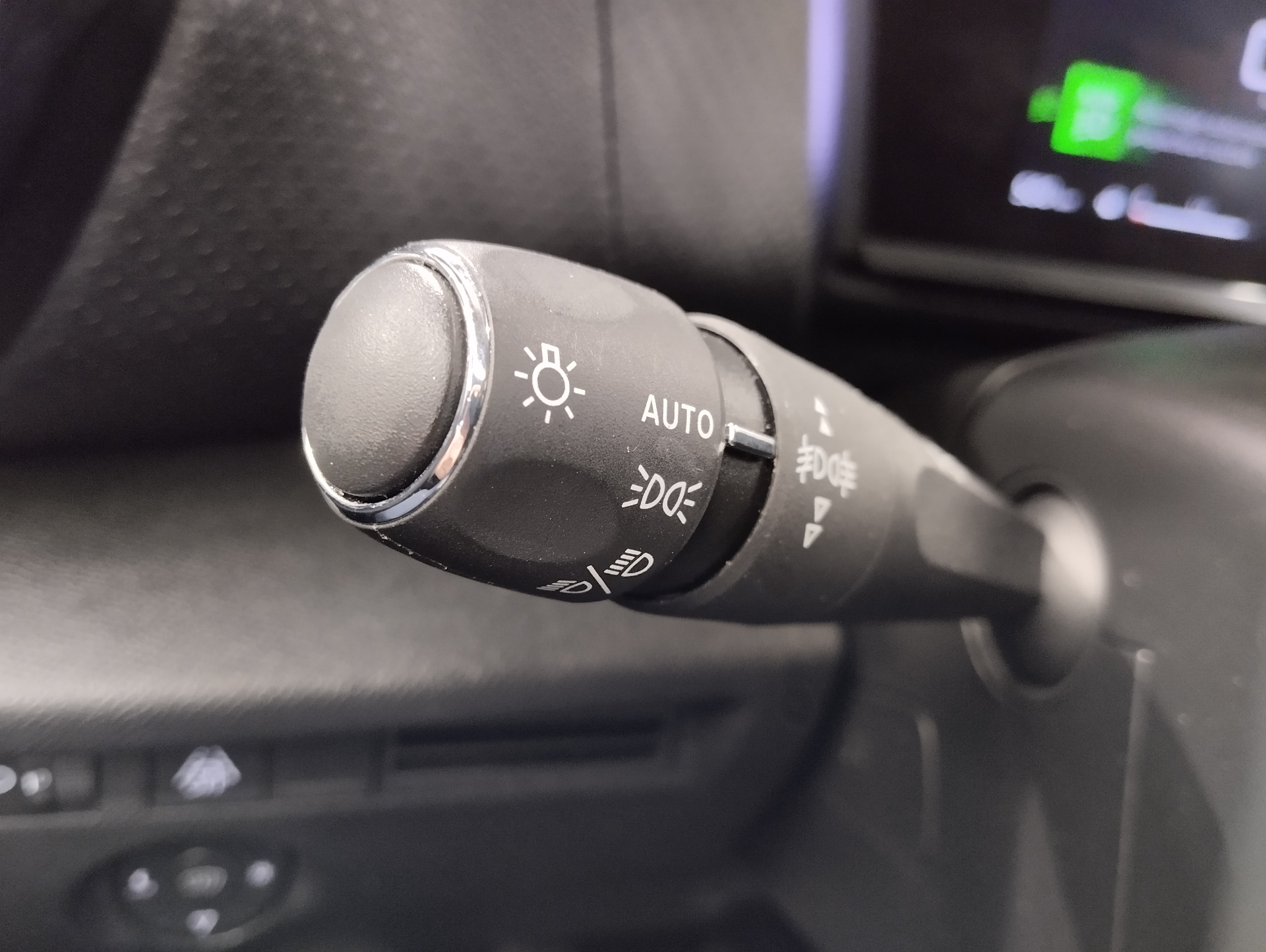 CITROEN C4 PureTech 130 S&S BVM6 Shine