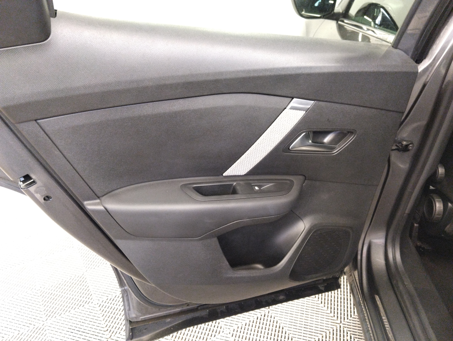 CITROEN C4 PureTech 130 S&S BVM6 Shine